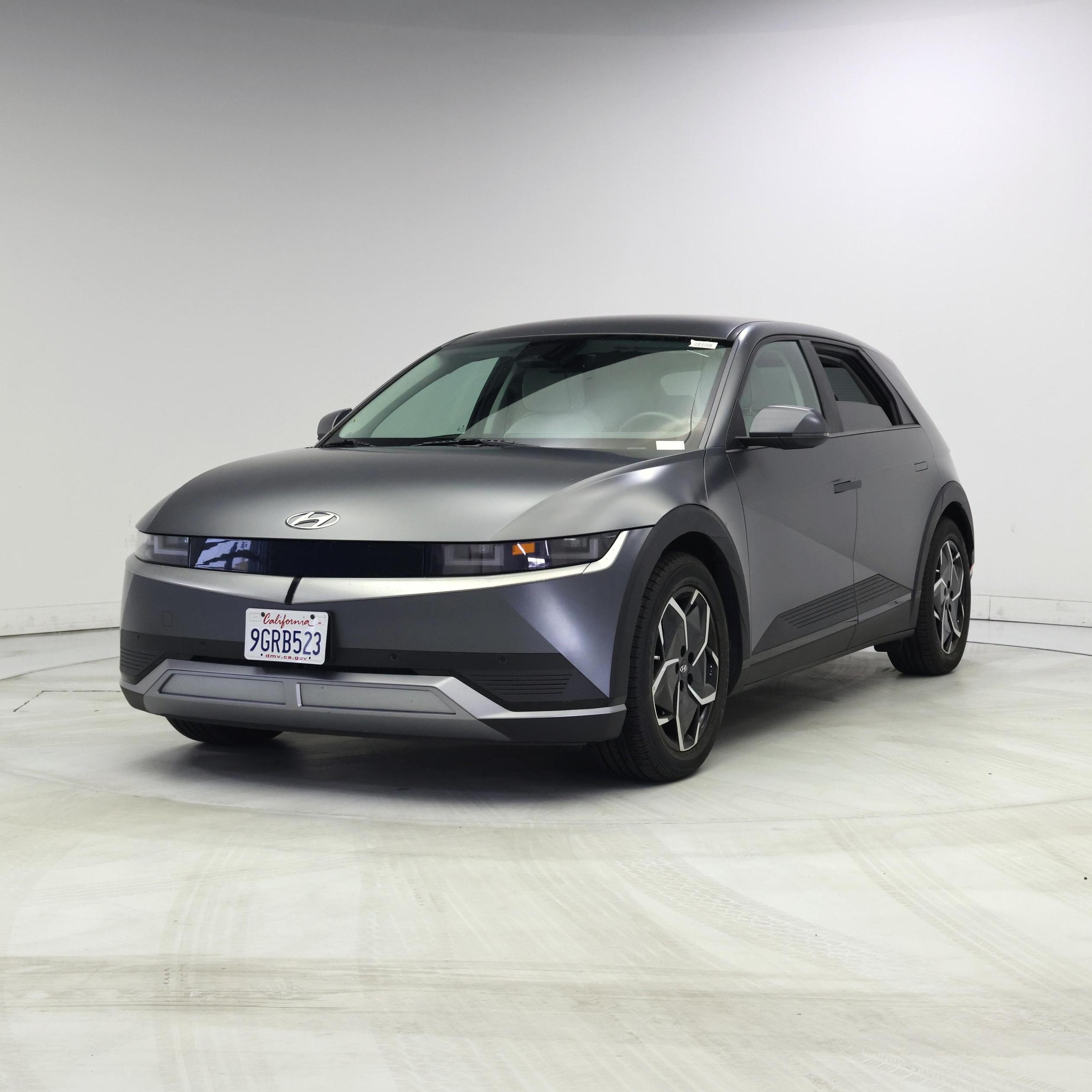 Thumbnail: 2022 Hyundai Ioniq 5 - 4
