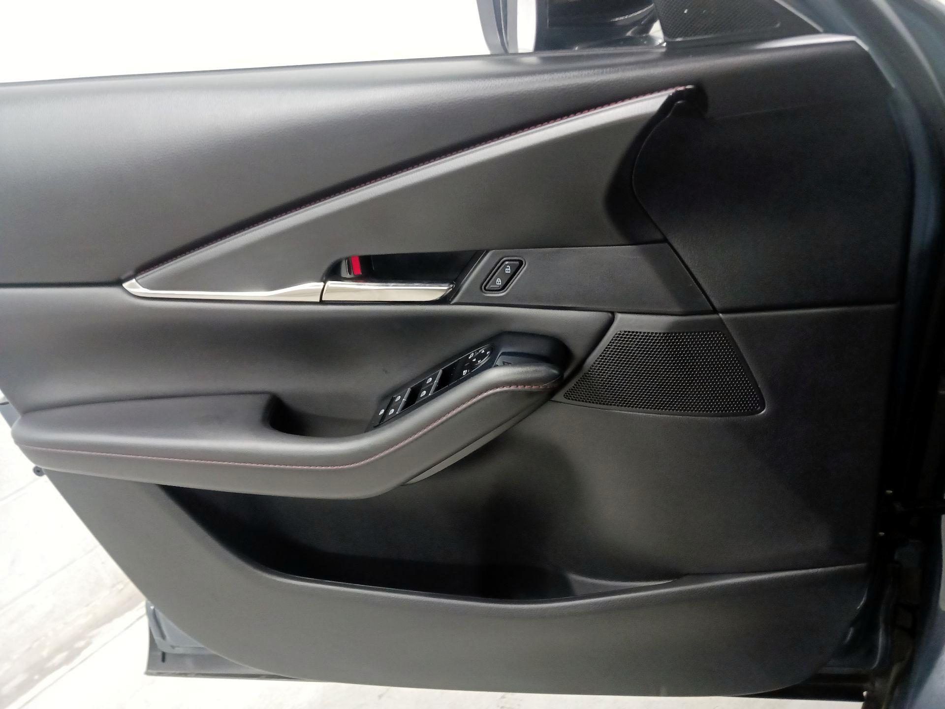 Thumbnail: 2022 Mazda CX-30 - 12