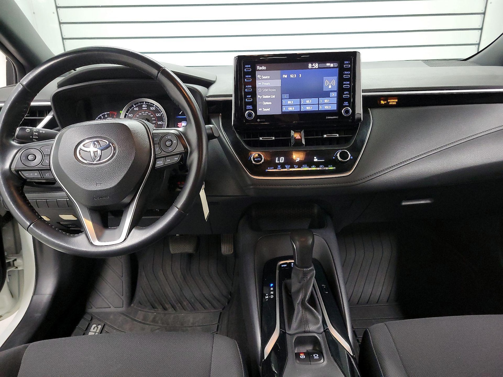 2021 Toyota Corolla SE - Photo 10