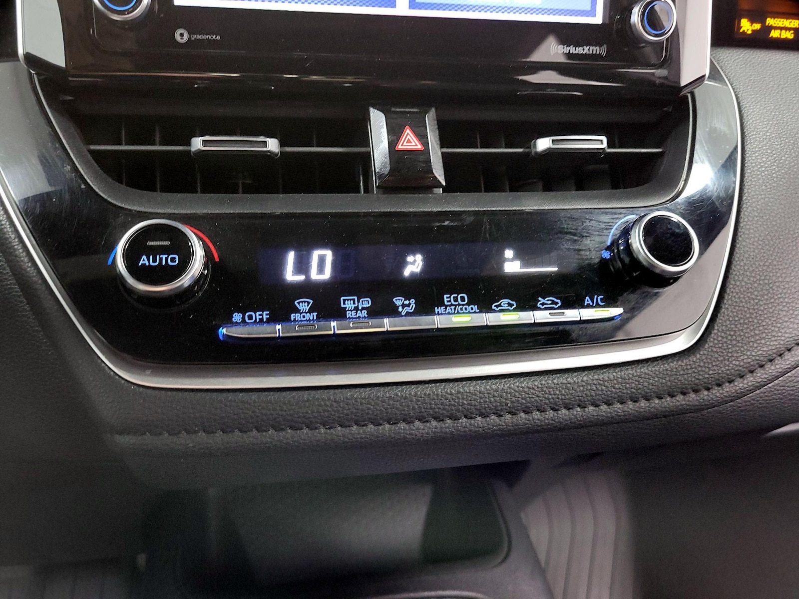2021 Toyota Corolla SE - Photo 15