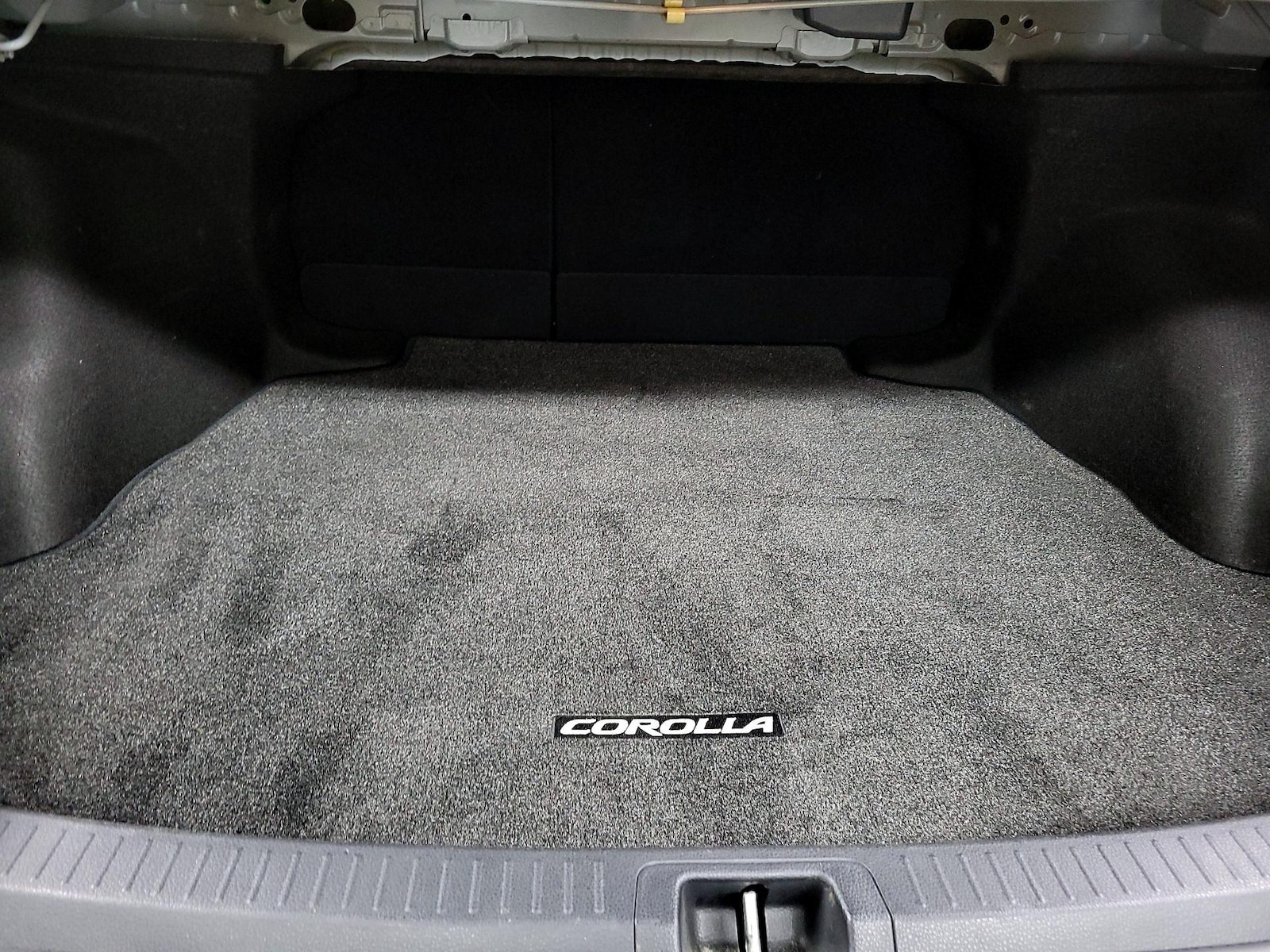 2021 Toyota Corolla SE - Photo 17