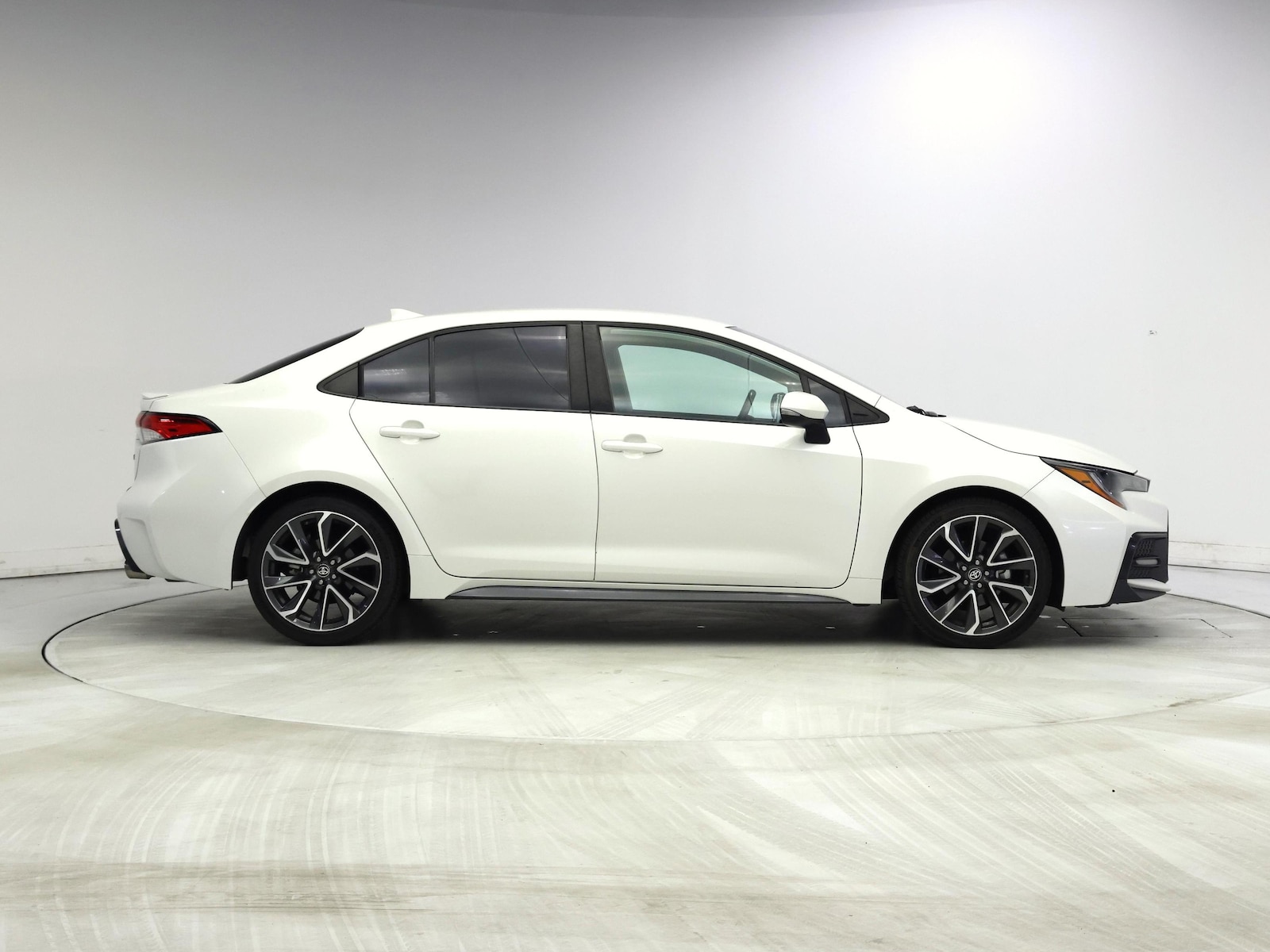 2021 Toyota Corolla SE - Photo 8