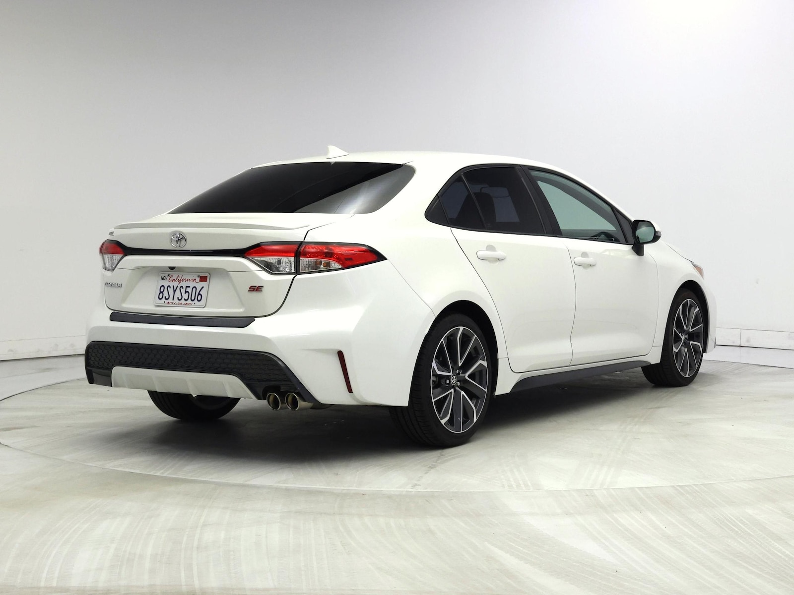 2021 Toyota Corolla SE - Photo 9