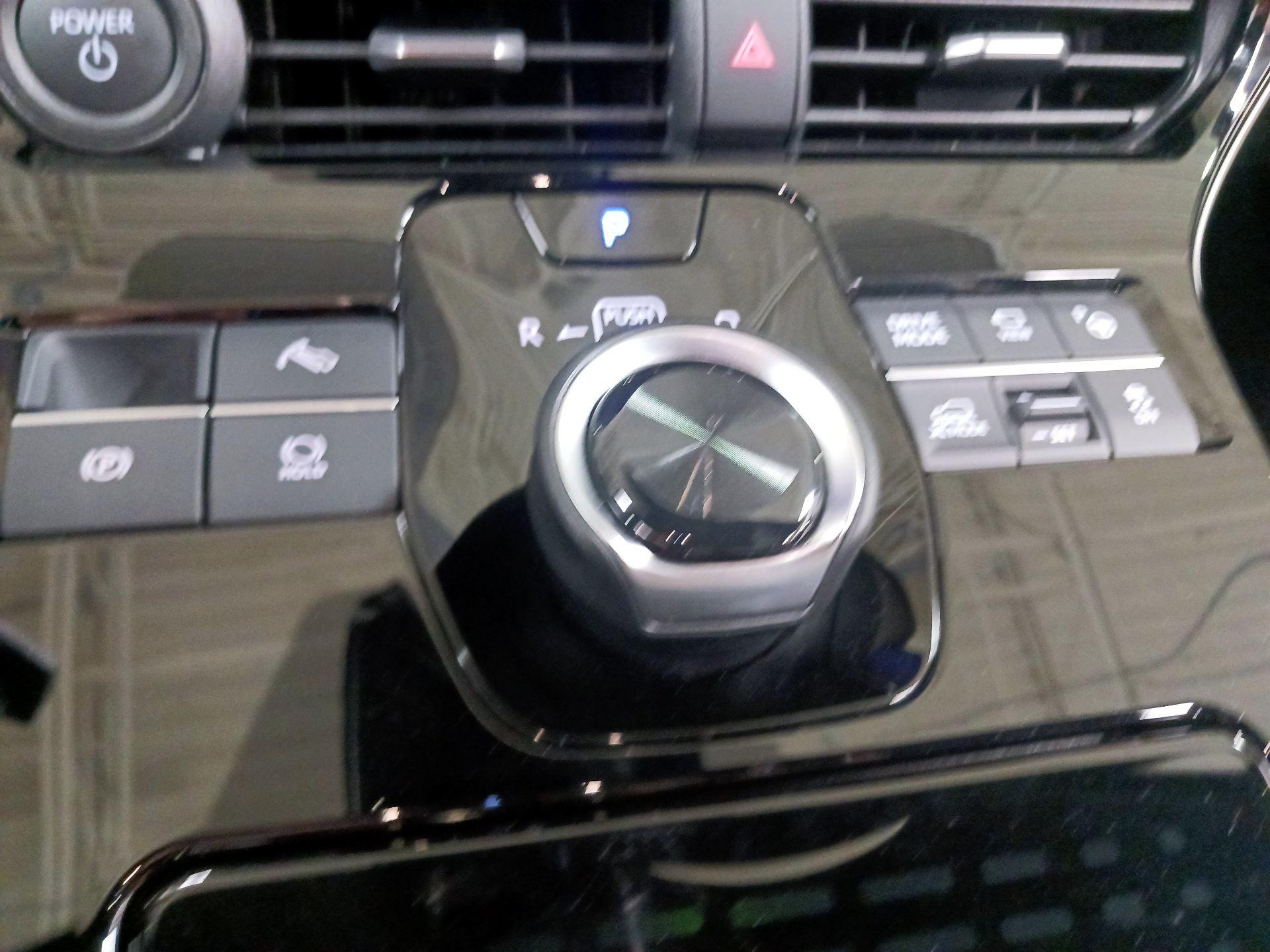 Thumbnail: 2025 Subaru Solterra - 16