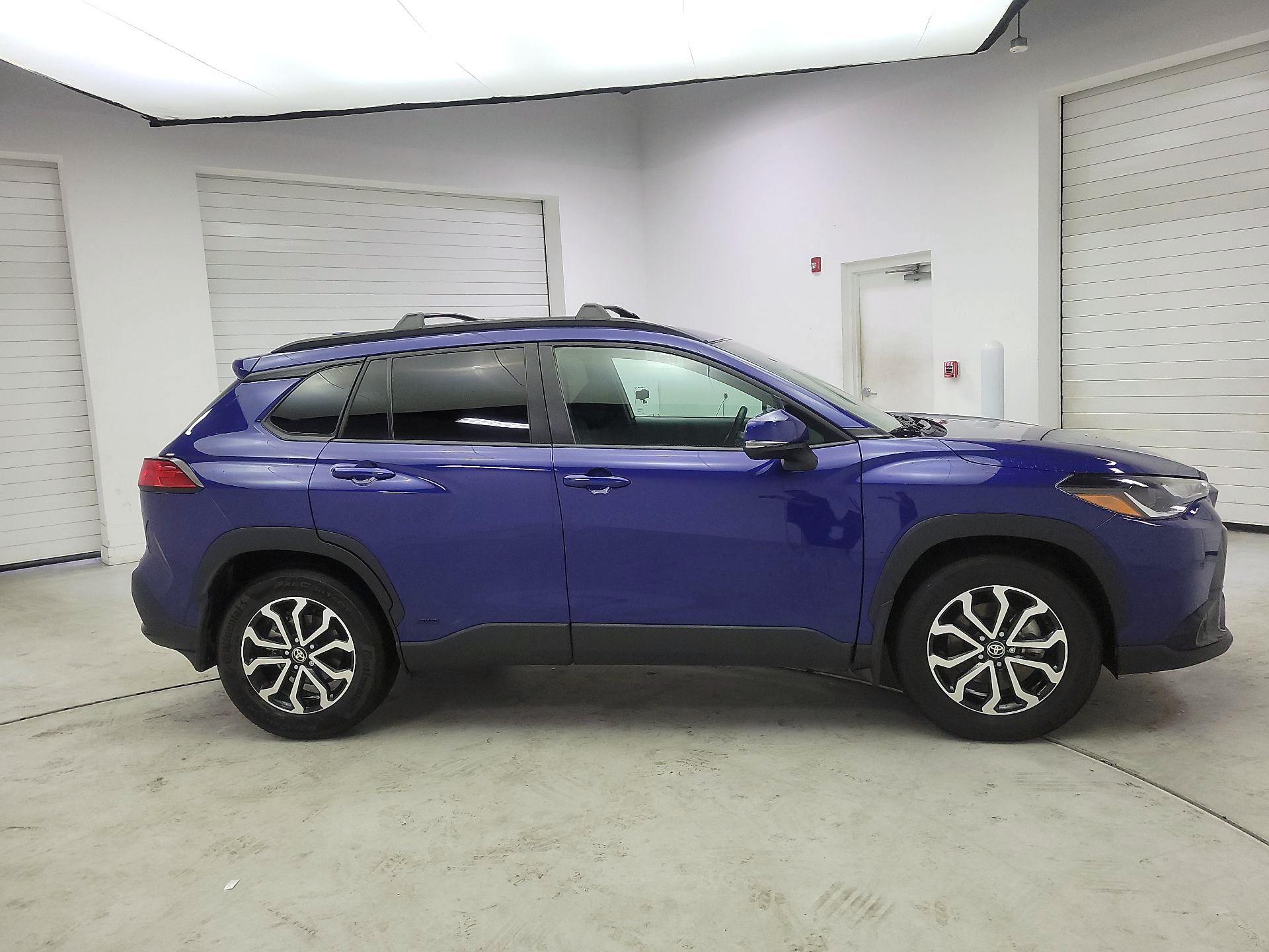 Thumbnail: 2023 Toyota Corolla Cross - 4