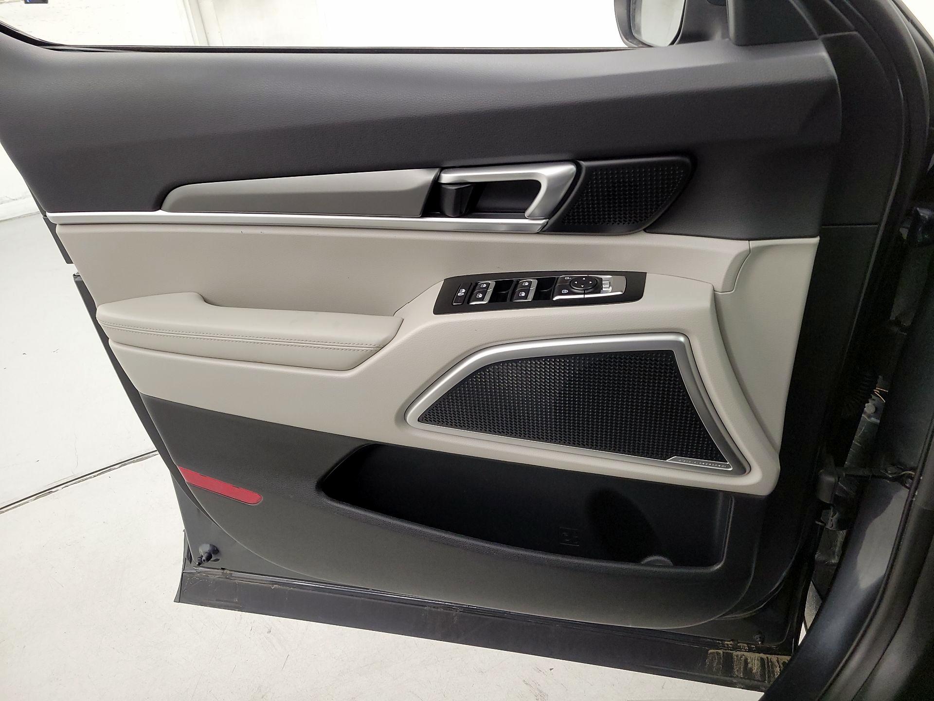 Thumbnail: 2022 Kia Telluride - 12