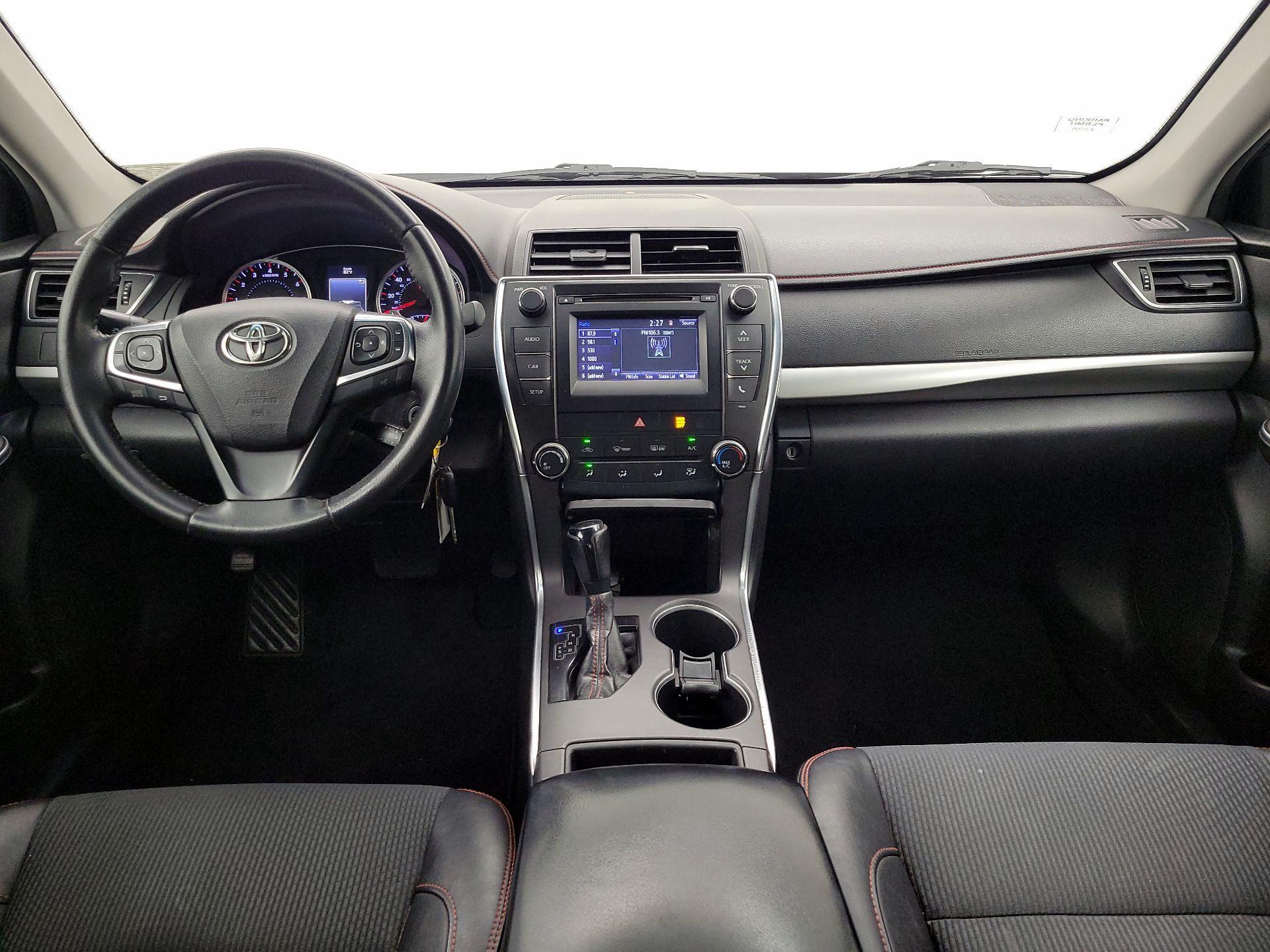 Thumbnail: 2017 Toyota Camry - 9