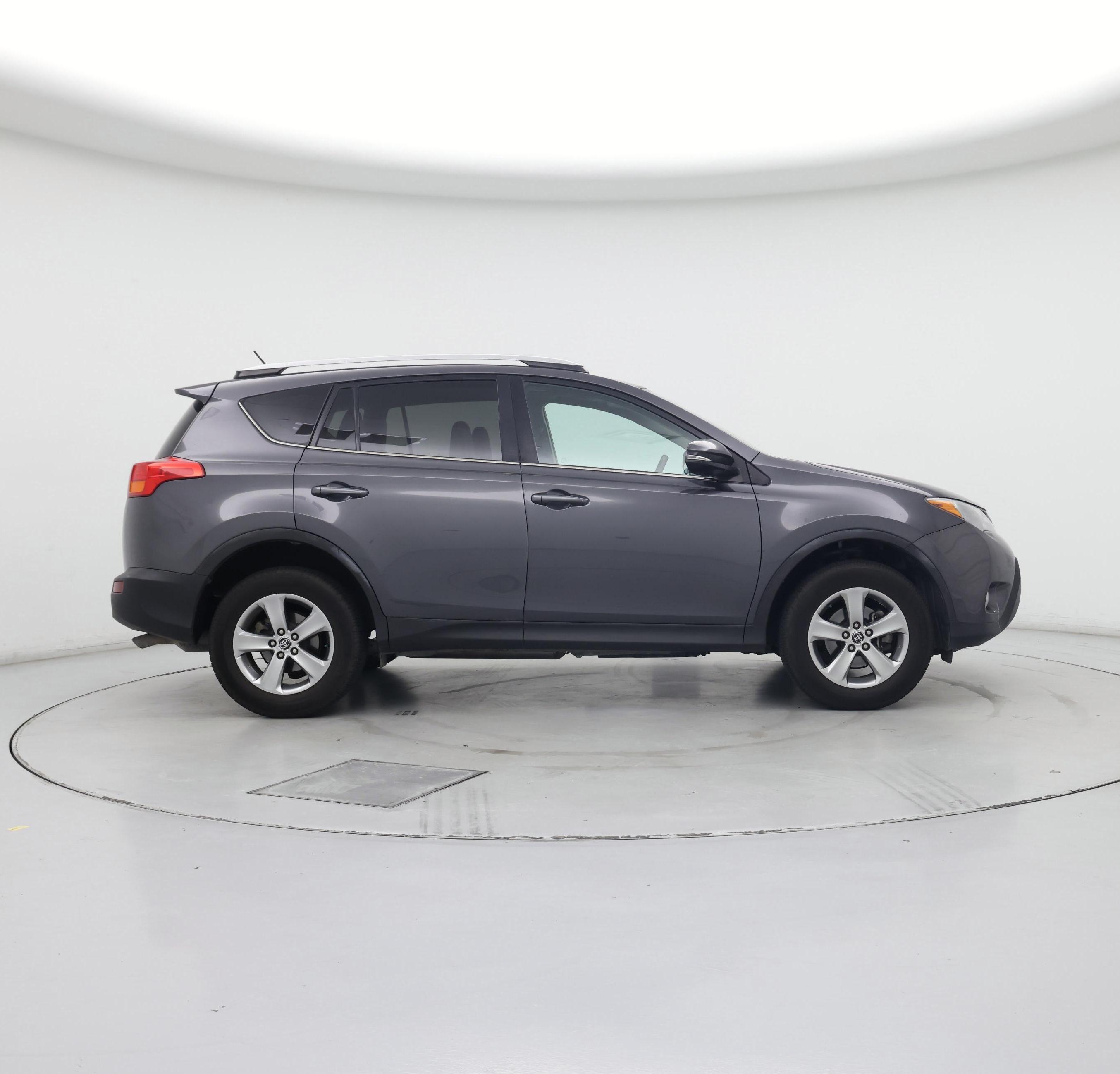Thumbnail: 2015 Toyota RAV4 - 7