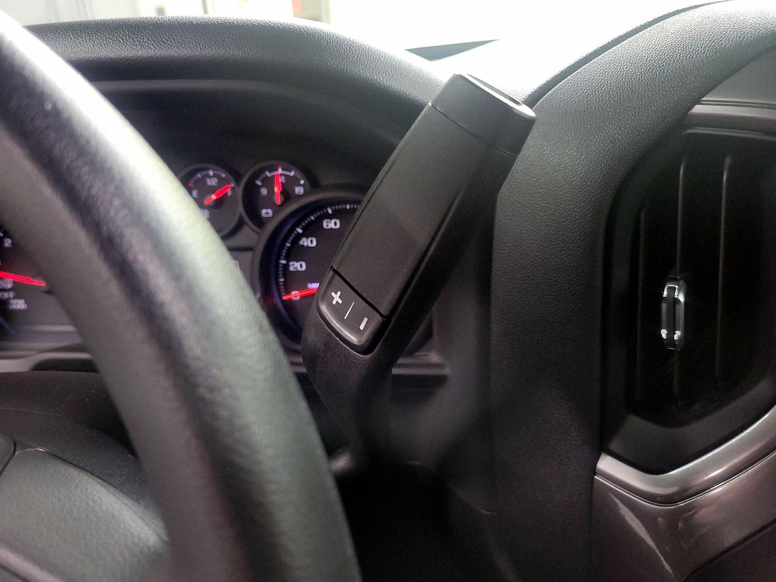 2025 Chevrolet Silverado 1500 Custom - Photo 16