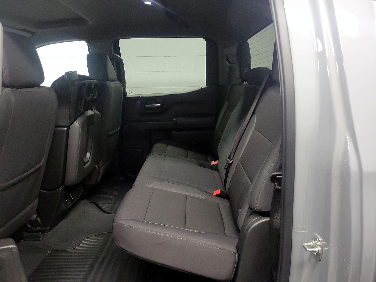 2025 Chevrolet Silverado 1500 Custom - Photo 18