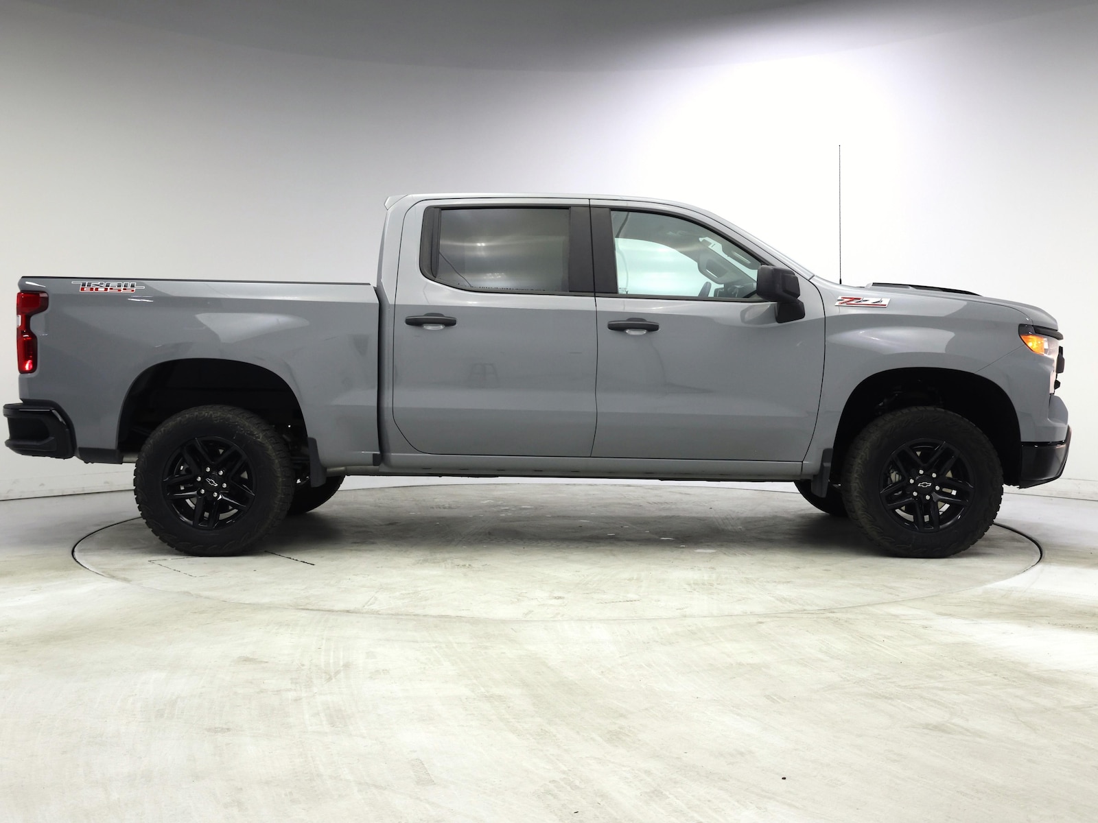 2025 Chevrolet Silverado 1500 Custom - Photo 8