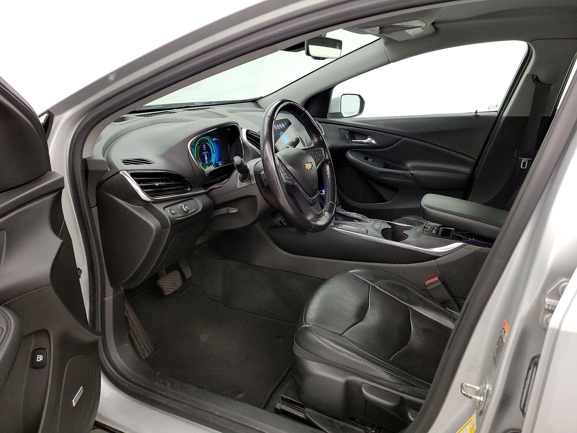 Thumbnail: 2018 Chevrolet Volt - 11