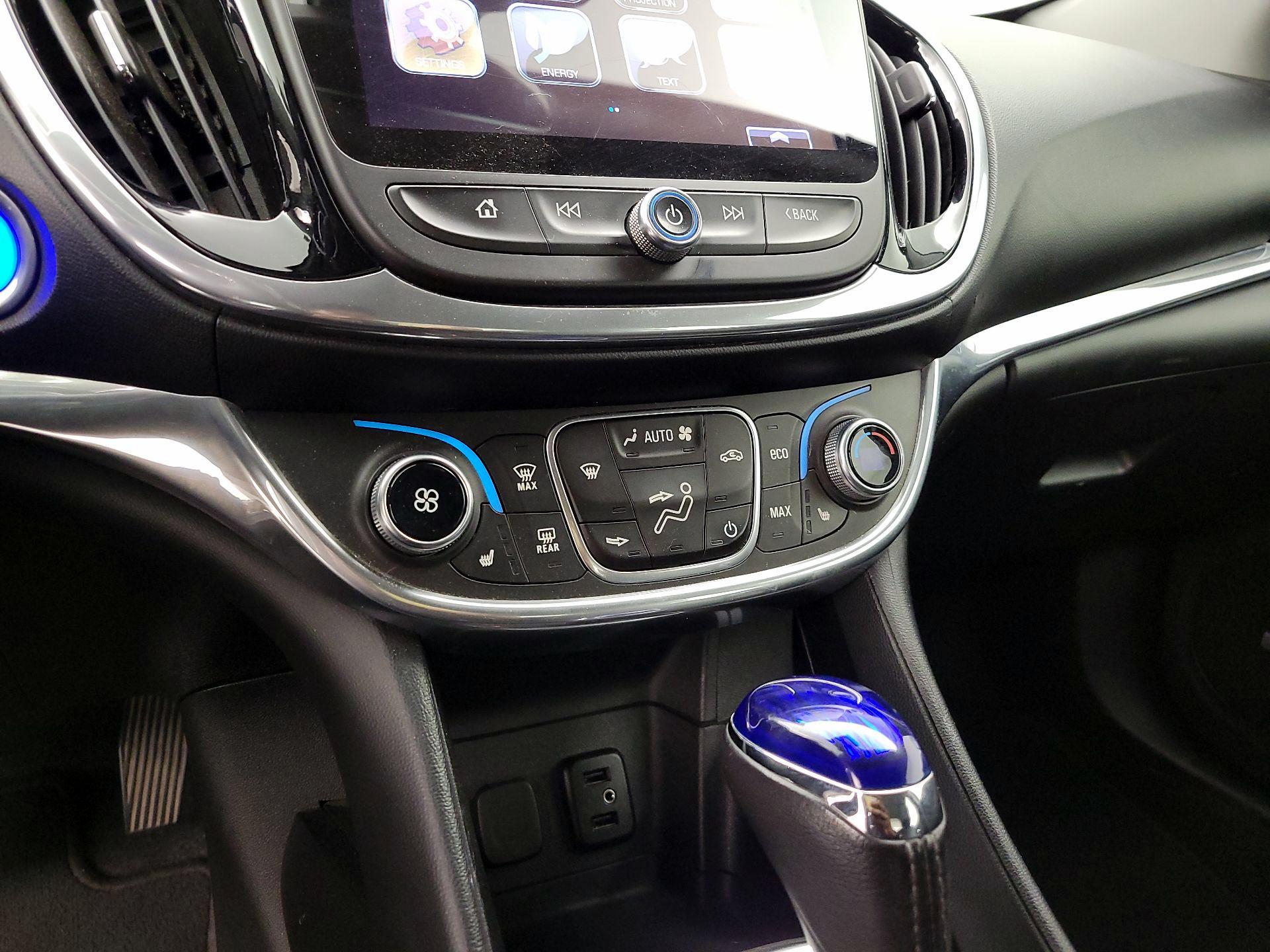 Thumbnail: 2018 Chevrolet Volt - 16