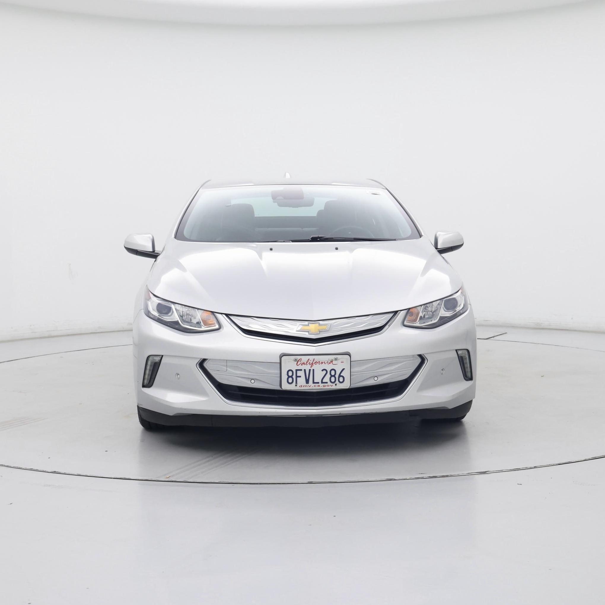 Thumbnail: 2018 Chevrolet Volt - 5