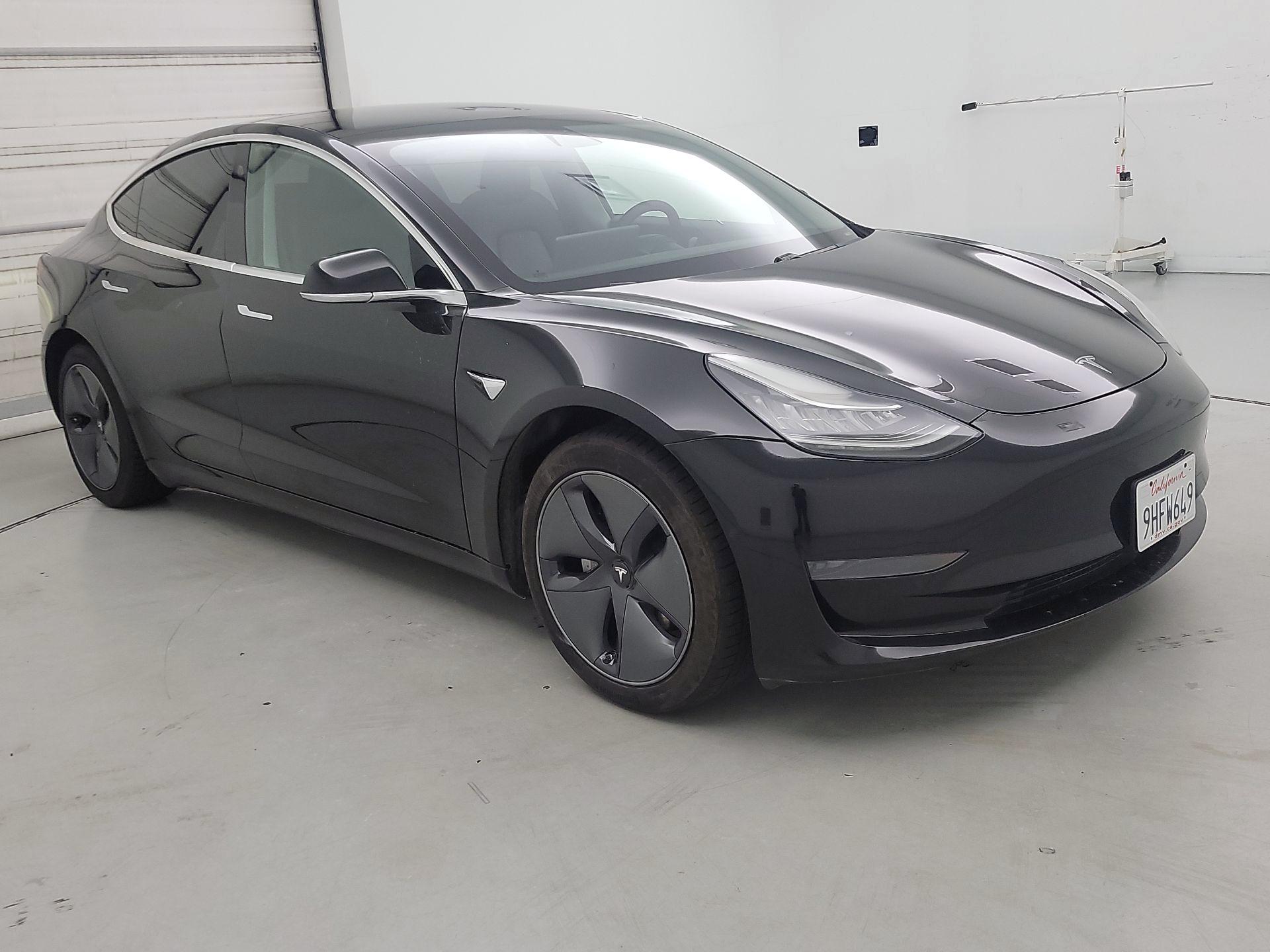 Thumbnail: 2020 Tesla Model 3 - 1