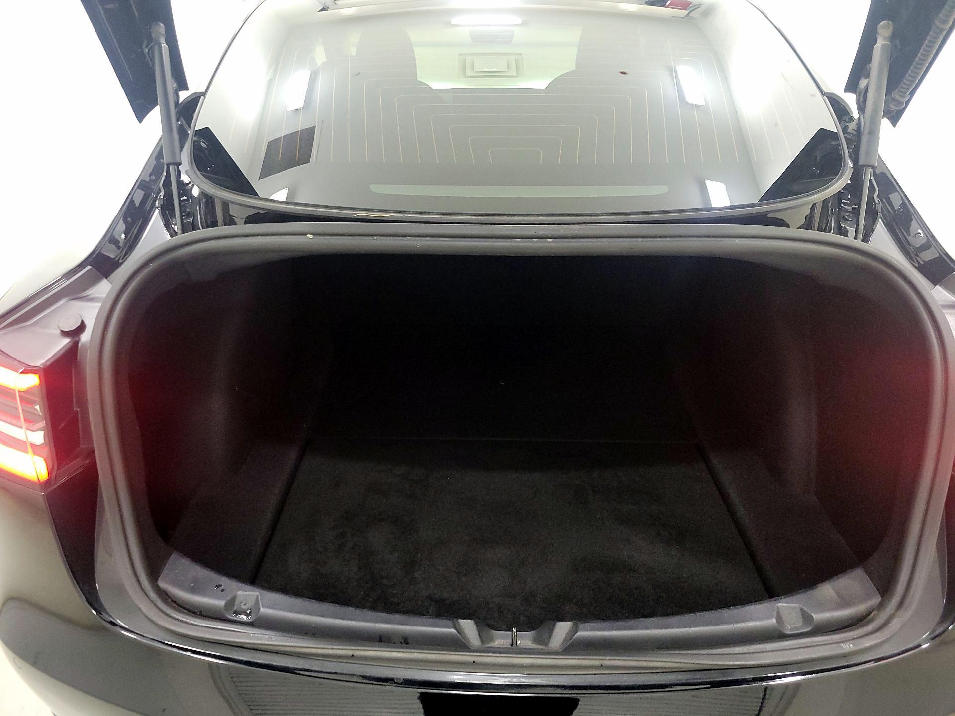 Thumbnail: 2020 Tesla Model 3 - 18