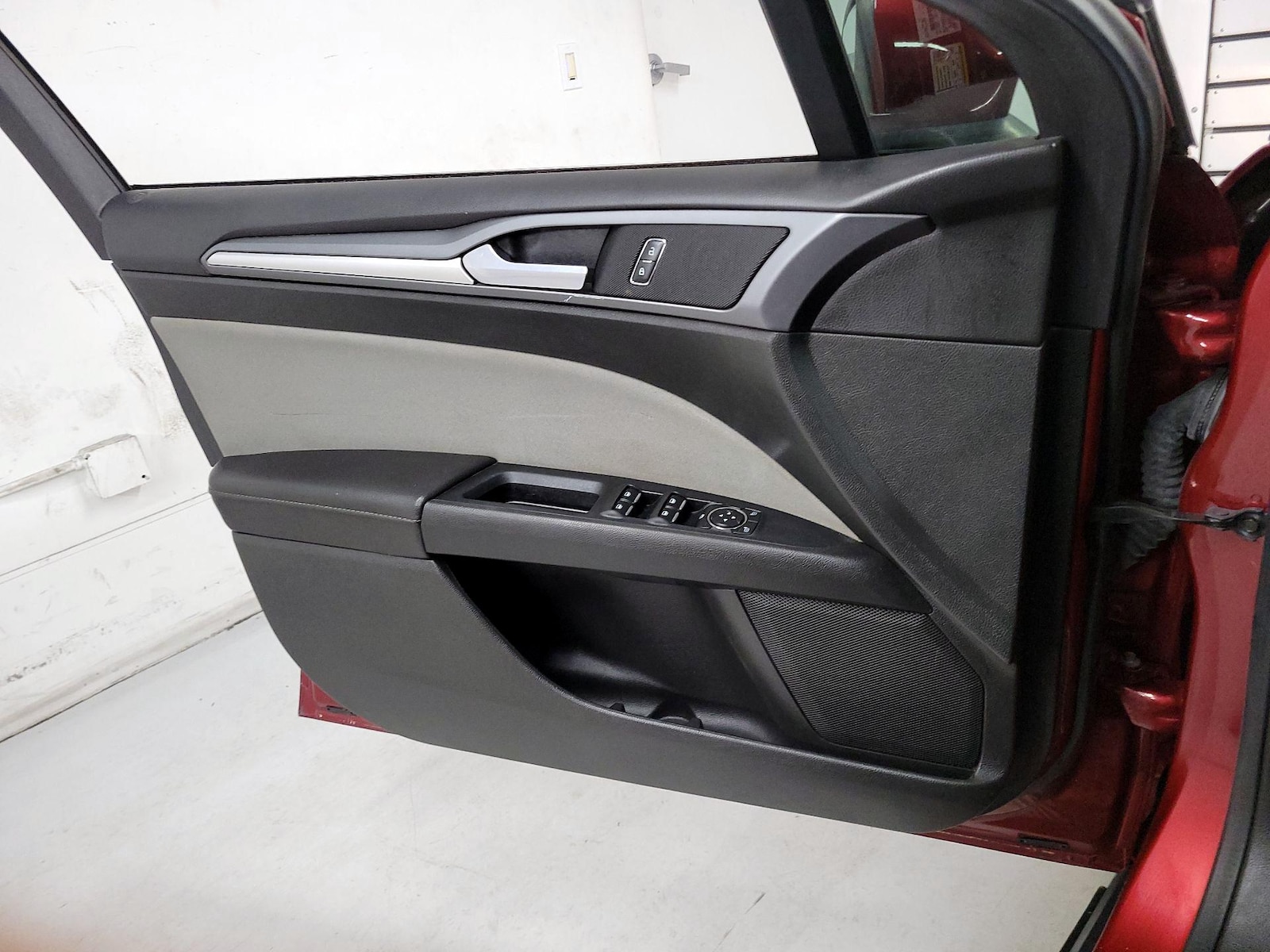 2015 Ford Fusion S - Photo 11