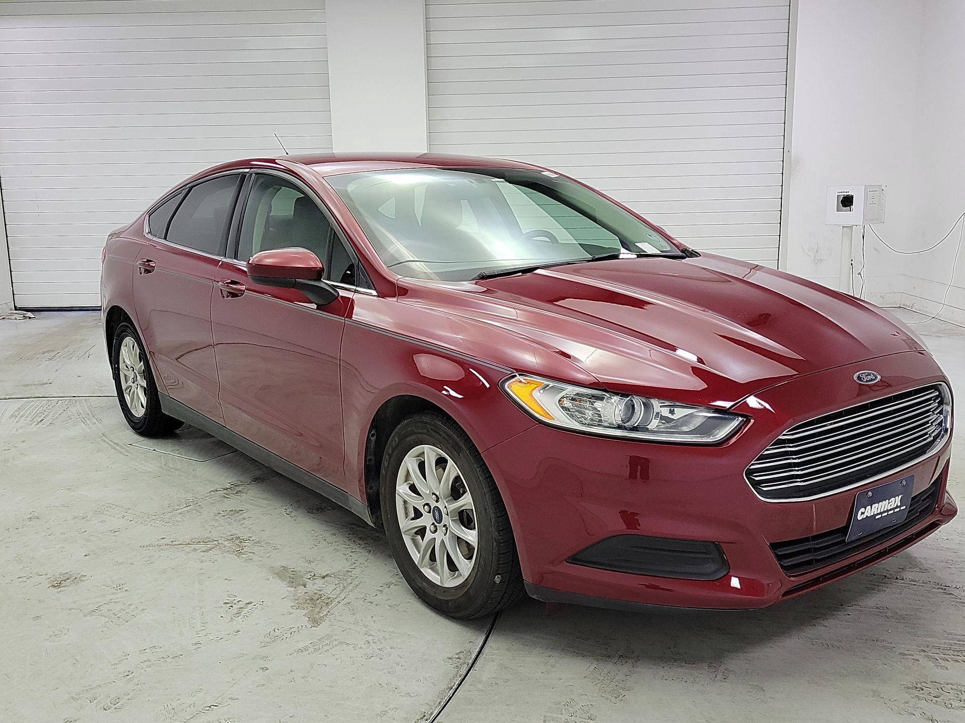 Thumbnail: 2015 Ford Fusion - 3