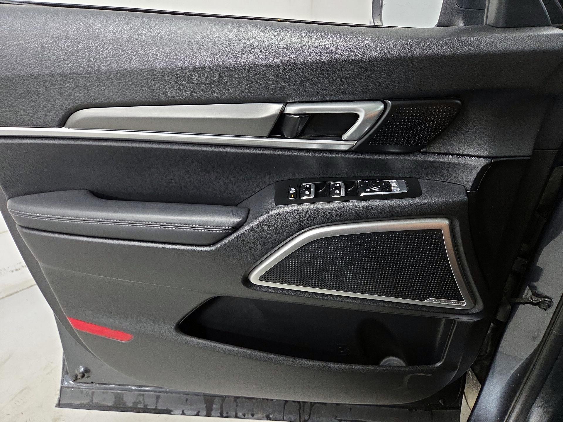 Thumbnail: 2022 Kia Telluride - 10