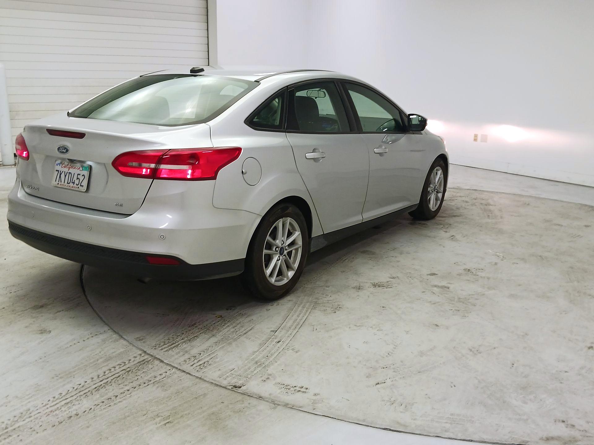 Thumbnail: 2015 Ford Focus - 5