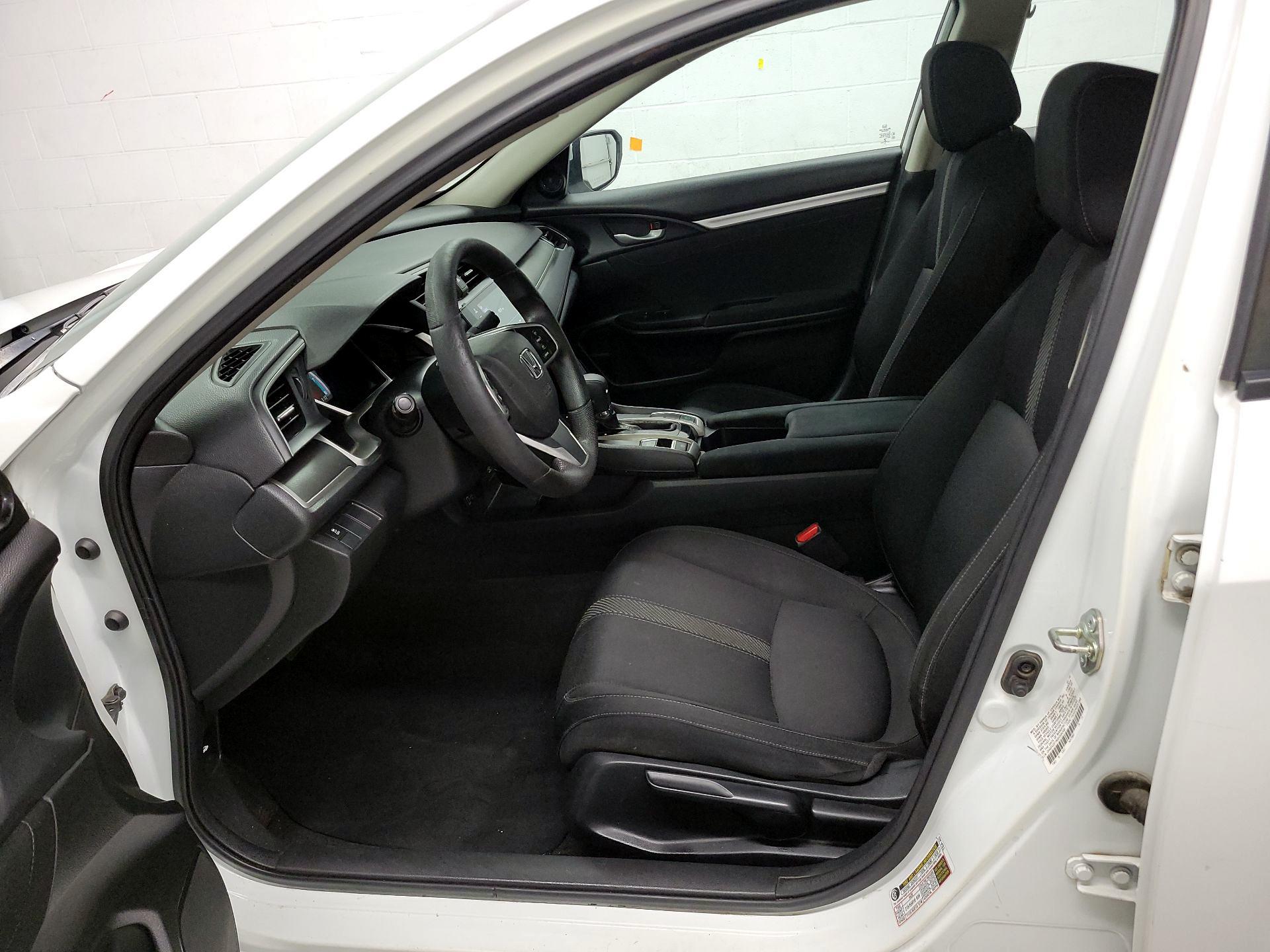Thumbnail: 2016 Honda Civic - 9