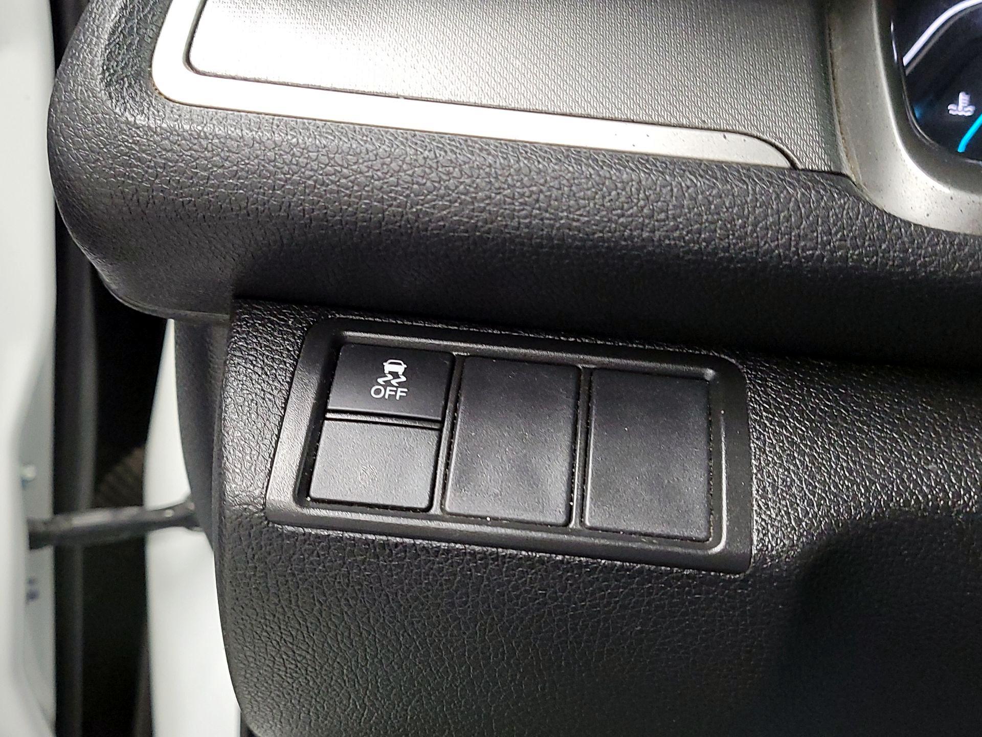 Thumbnail: 2016 Honda Civic - 11