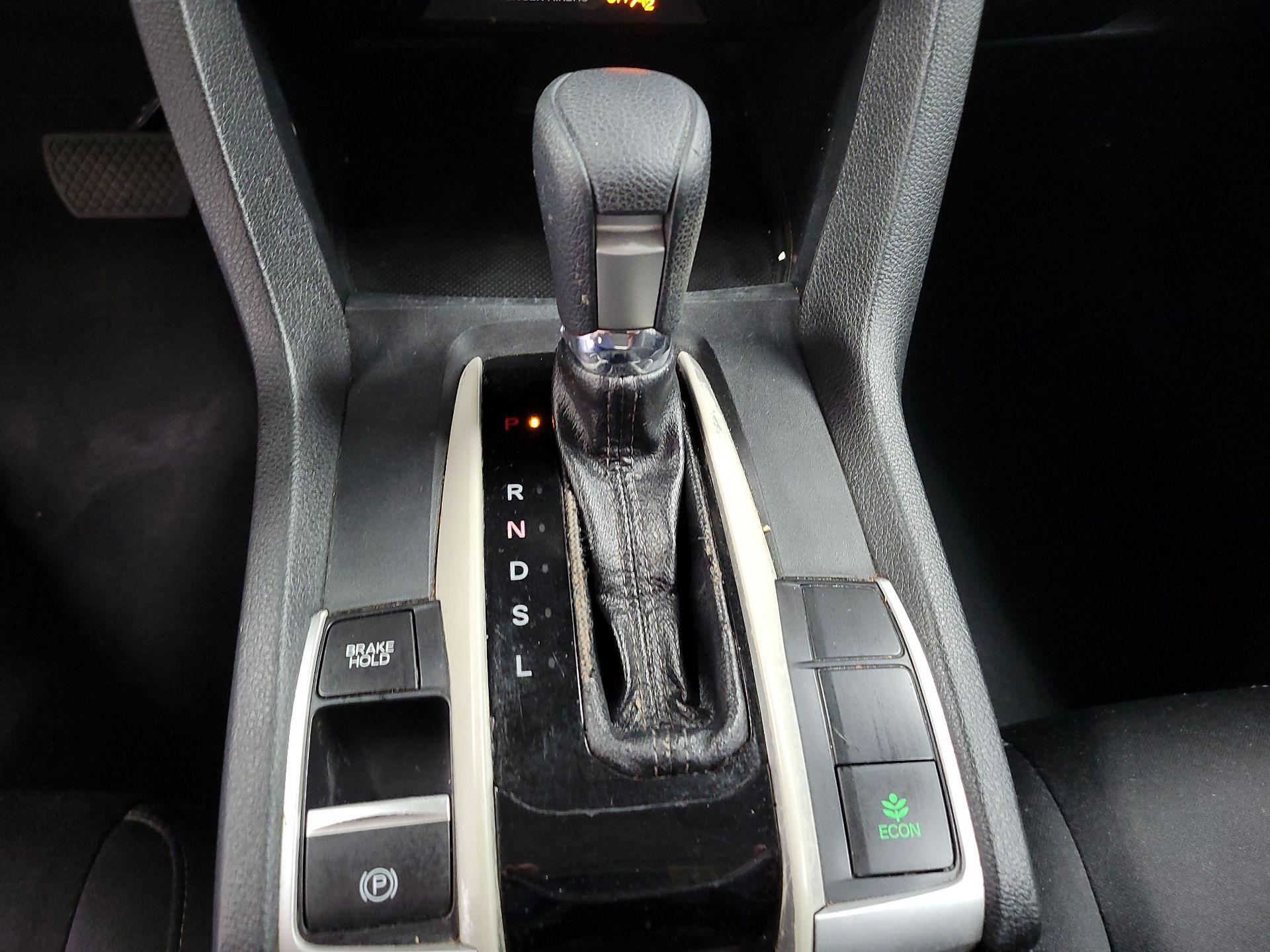 Thumbnail: 2016 Honda Civic - 15