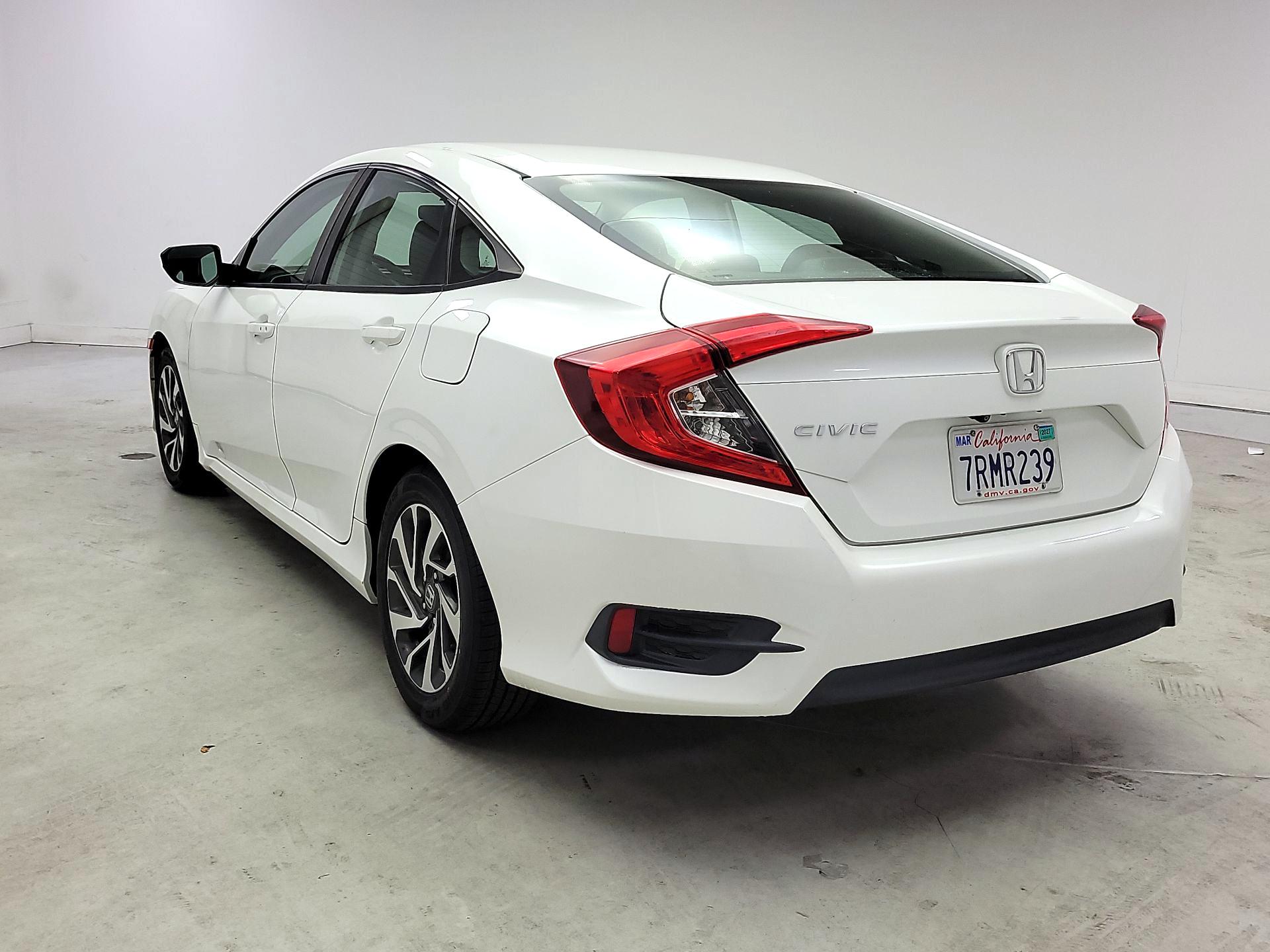 Thumbnail: 2016 Honda Civic - 7