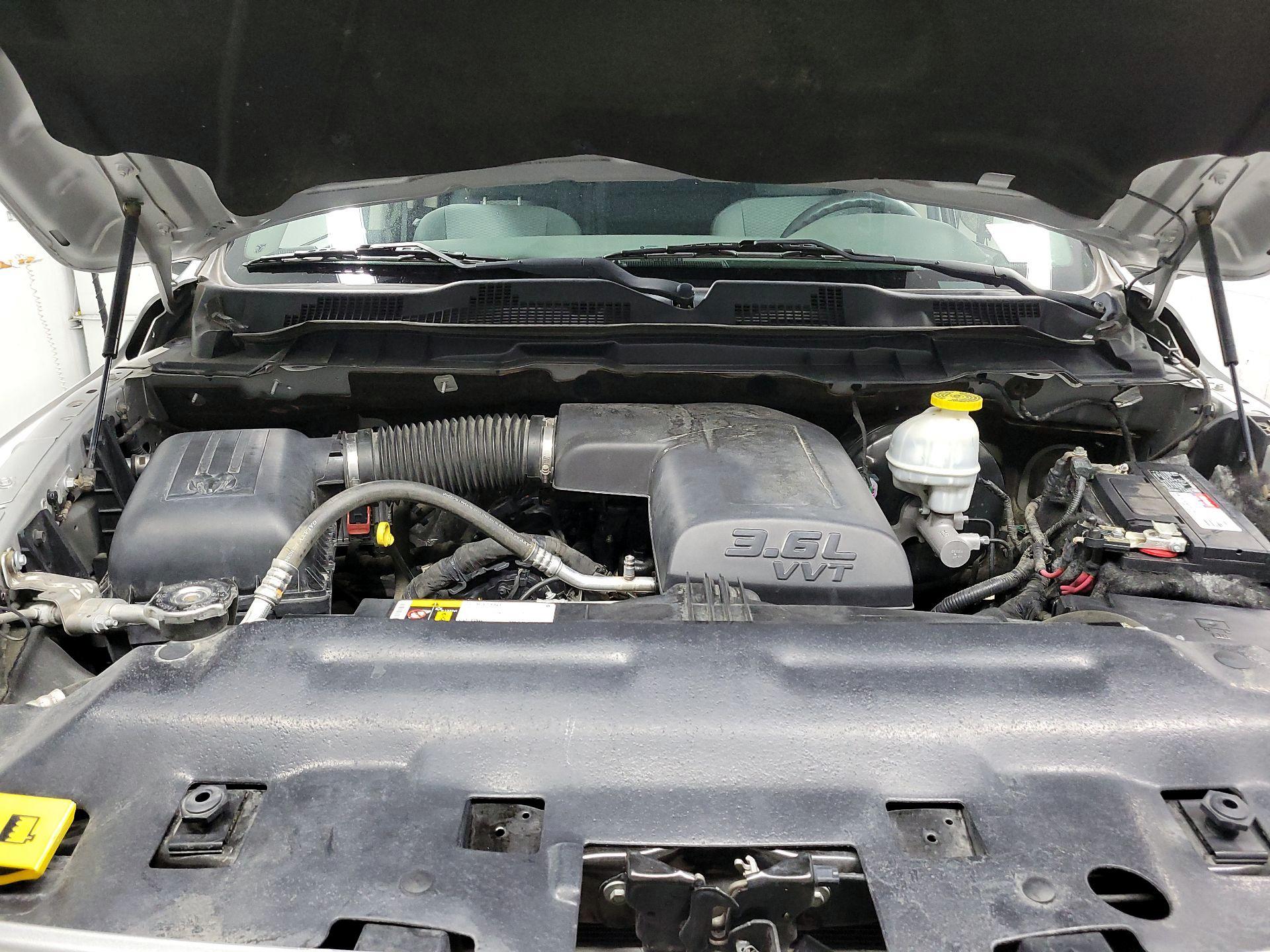 Thumbnail: 2019 RAM 1500 Classic - 17