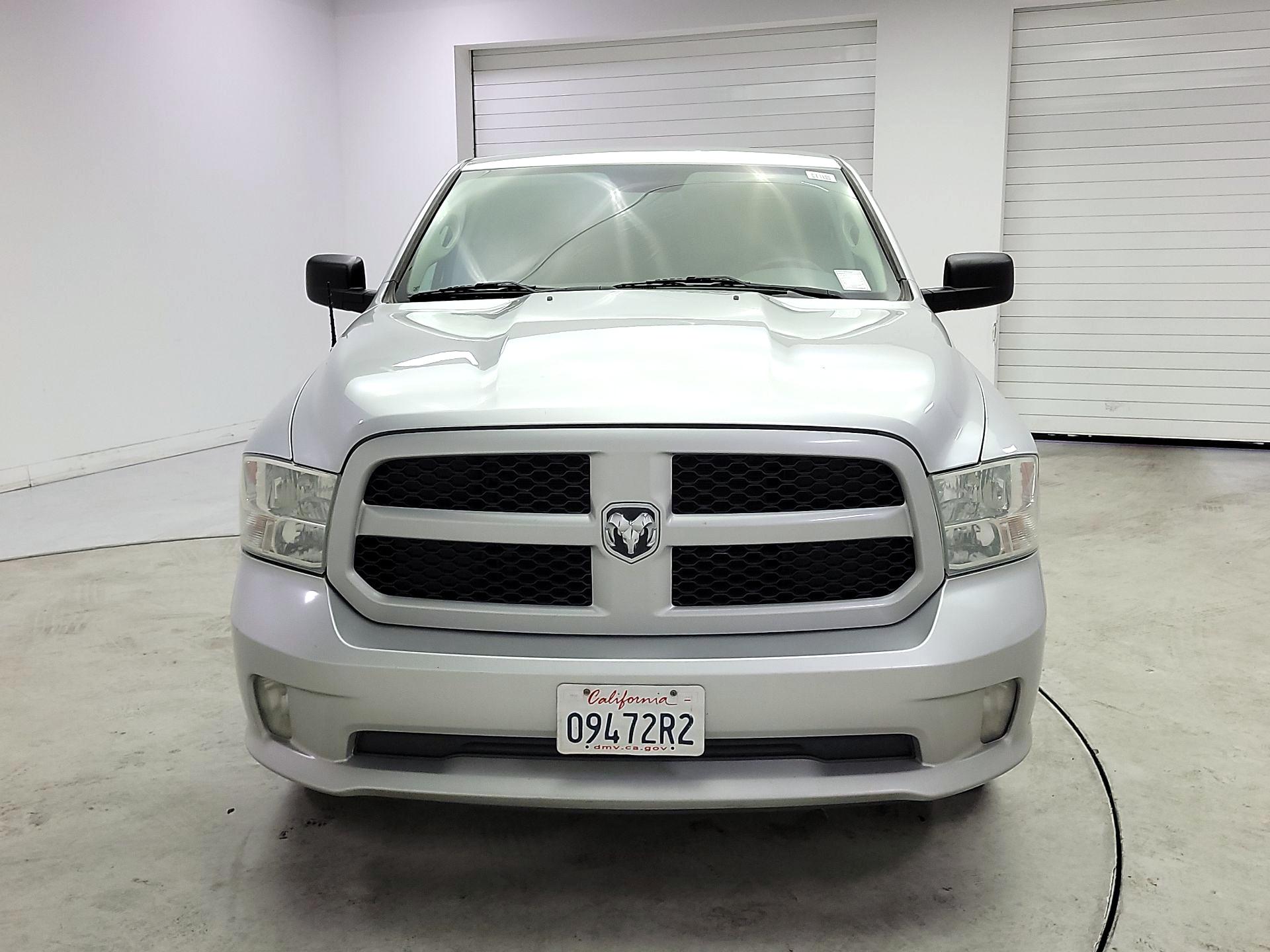 Thumbnail: 2019 RAM 1500 Classic - 2