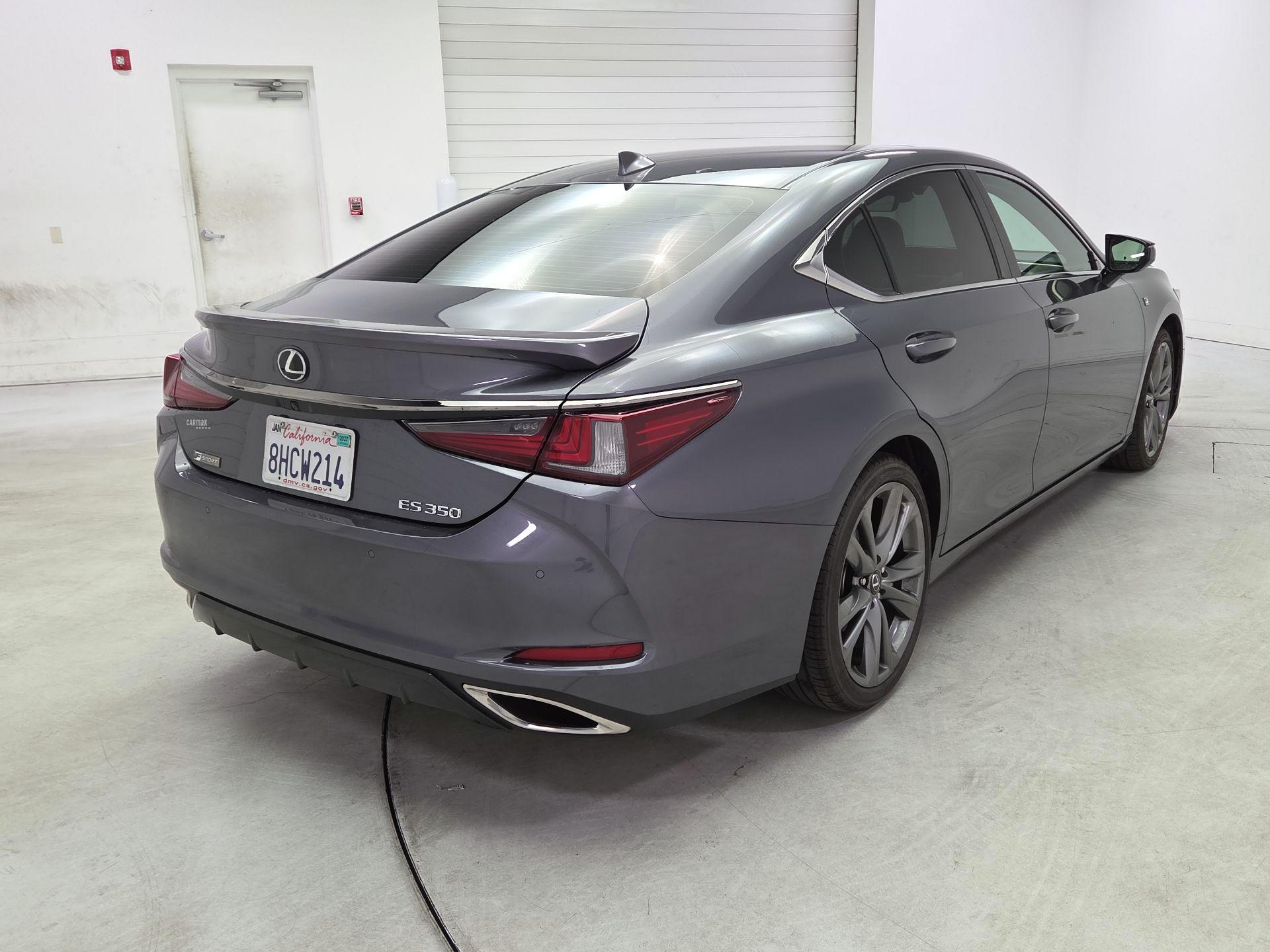 Thumbnail: 2019 Lexus ES - 5