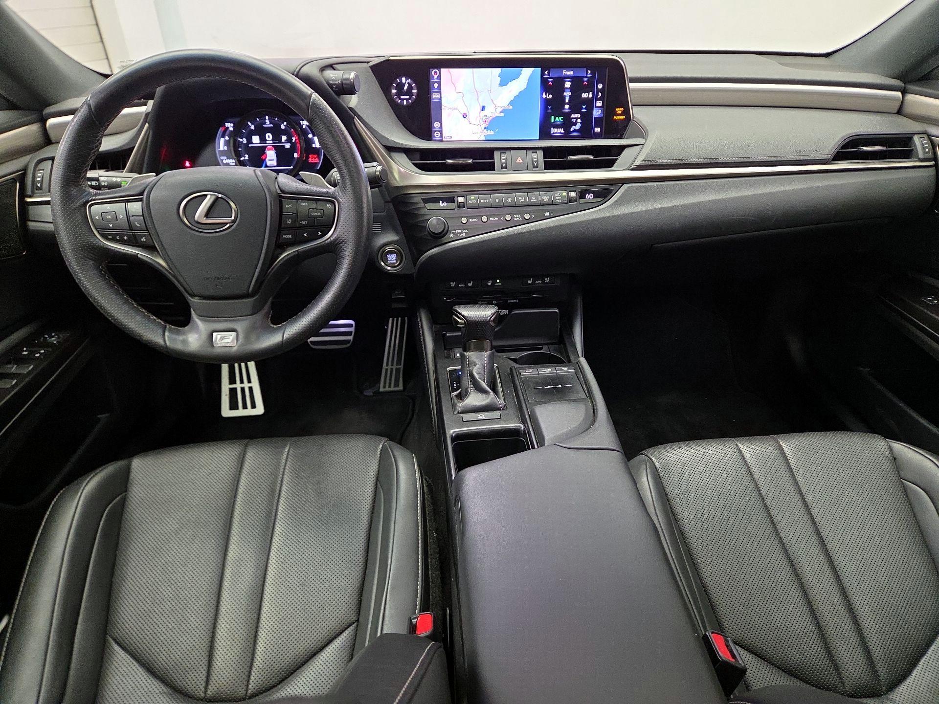 Thumbnail: 2019 Lexus ES - 8