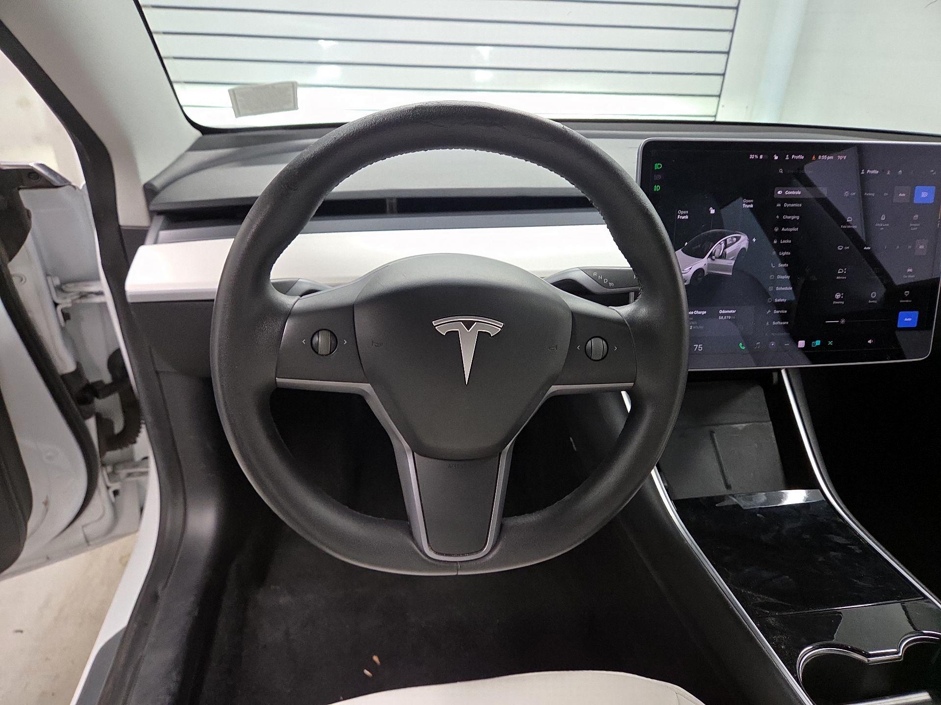 Thumbnail: 2020 Tesla Model 3 - 10