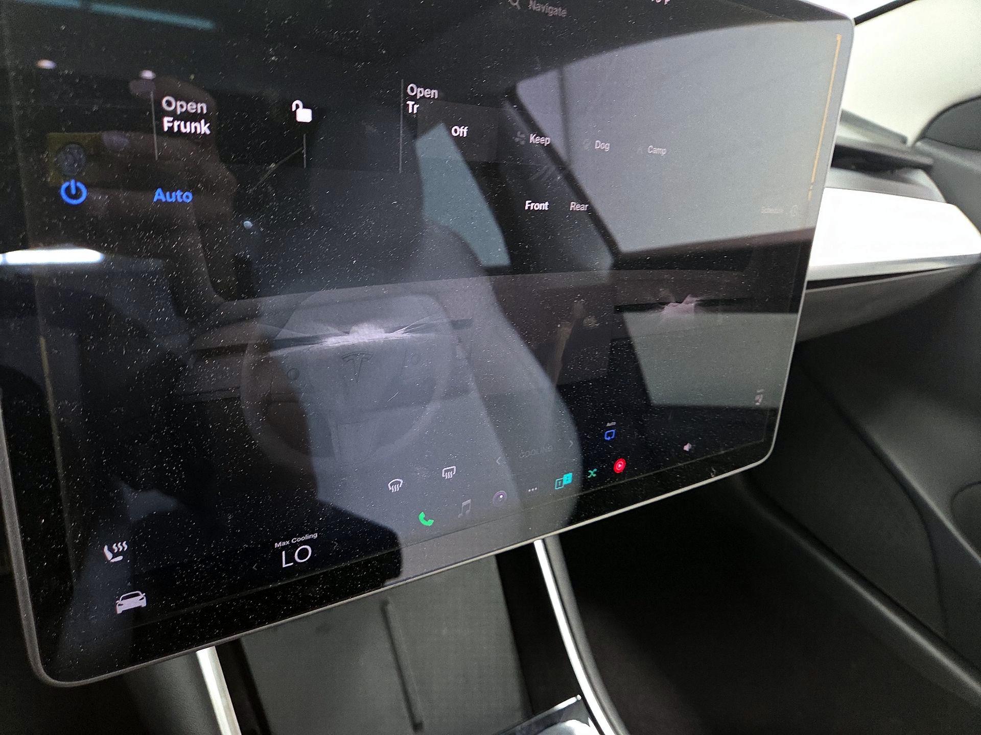 Thumbnail: 2020 Tesla Model 3 - 14