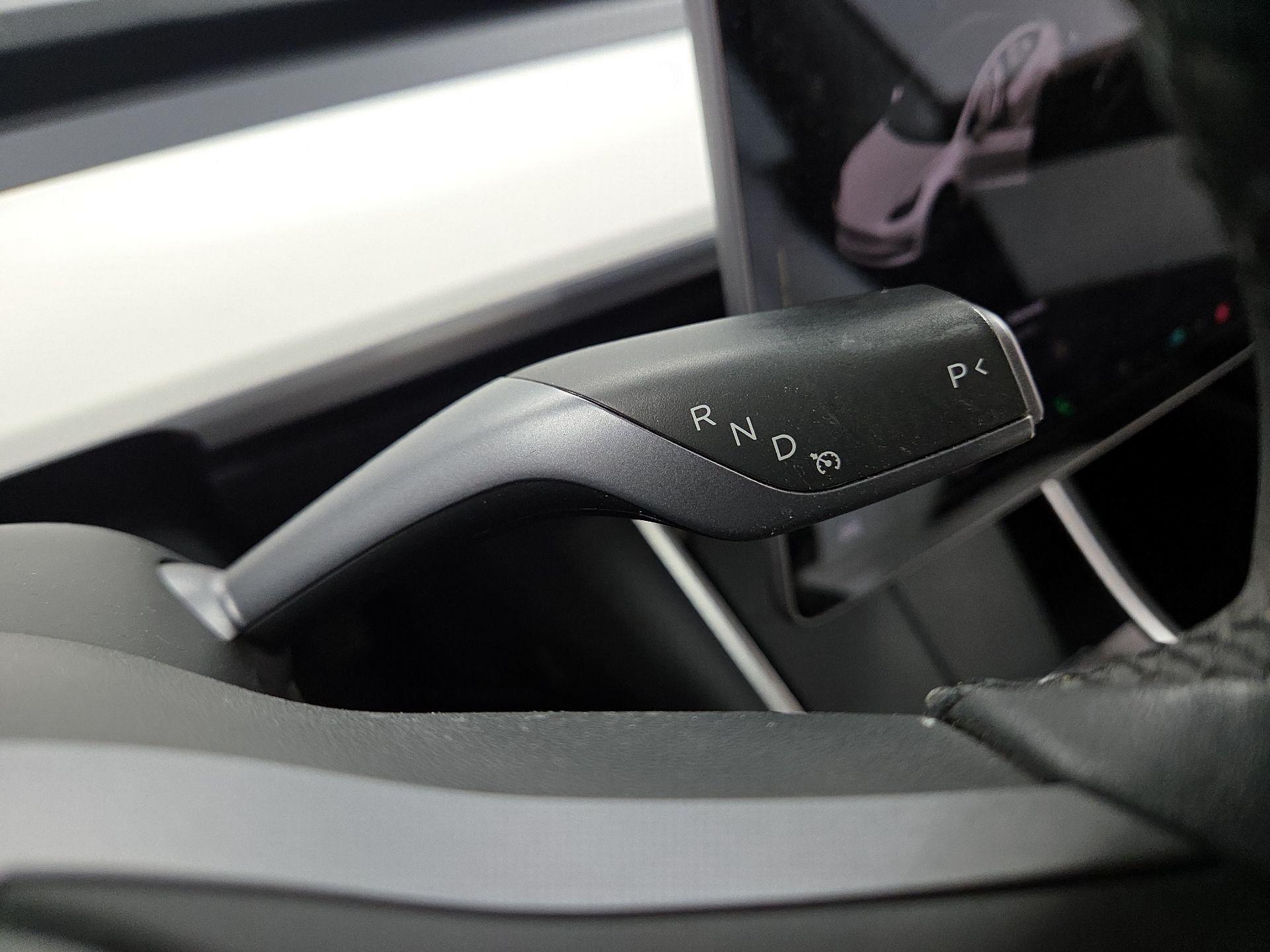 Thumbnail: 2020 Tesla Model 3 - 15