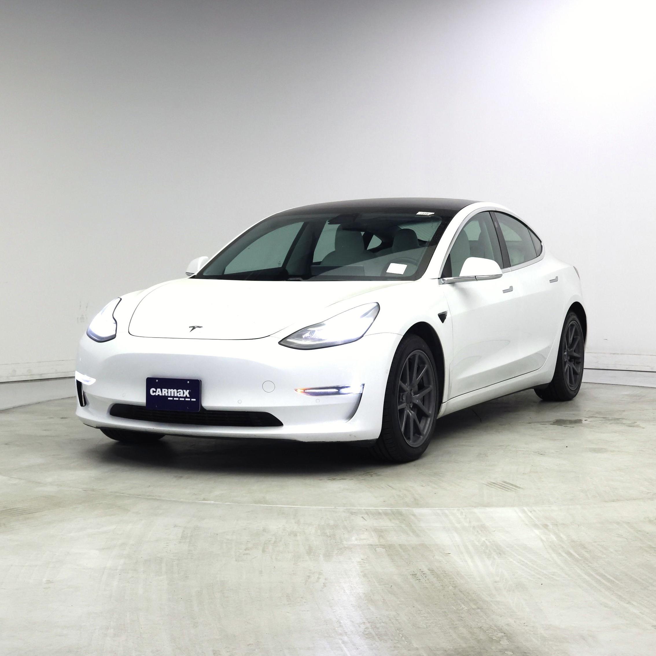 Thumbnail: 2020 Tesla Model 3 - 4