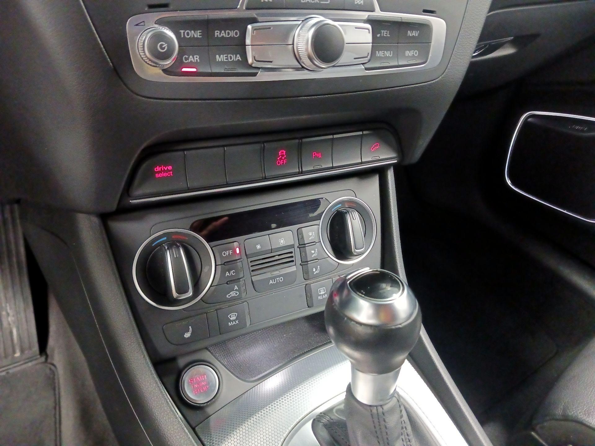 Thumbnail: 2016 Audi Q3 - 14