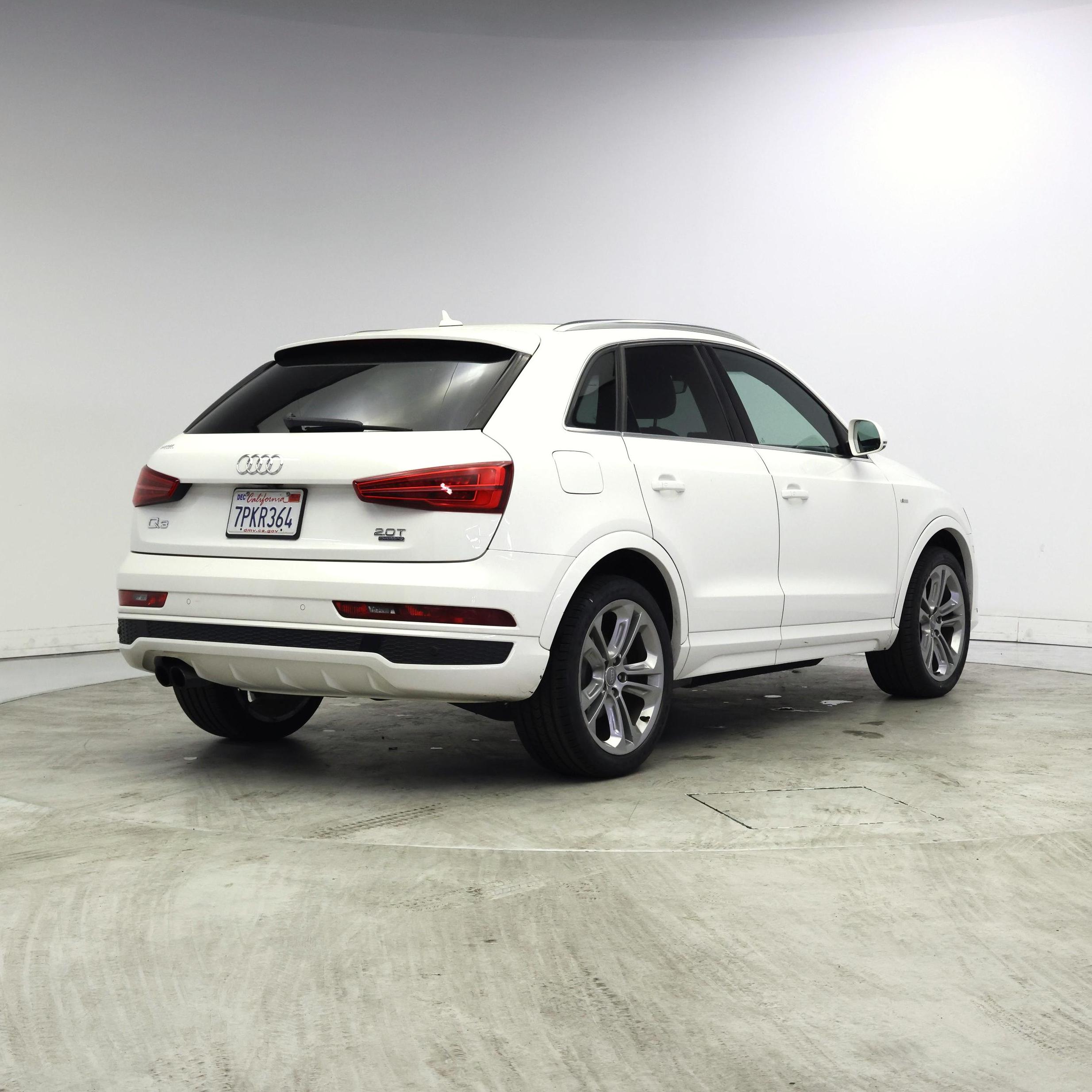 Thumbnail: 2016 Audi Q3 - 8