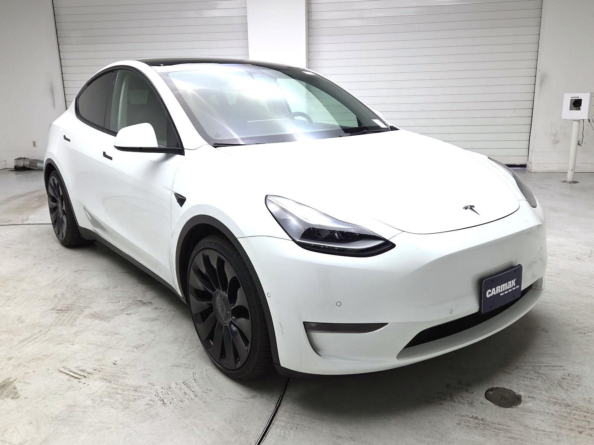 Thumbnail: 2022 Tesla Model Y - 1
