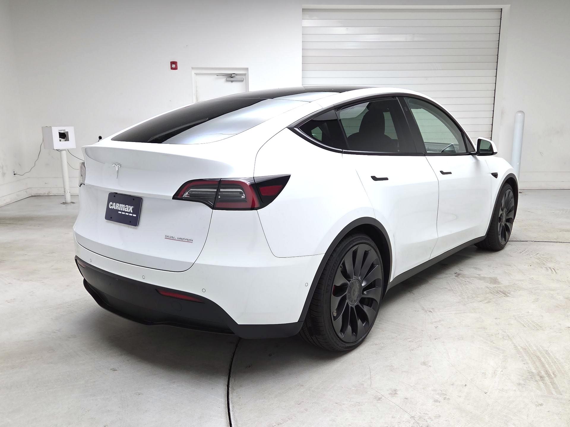 Thumbnail: 2022 Tesla Model Y - 5