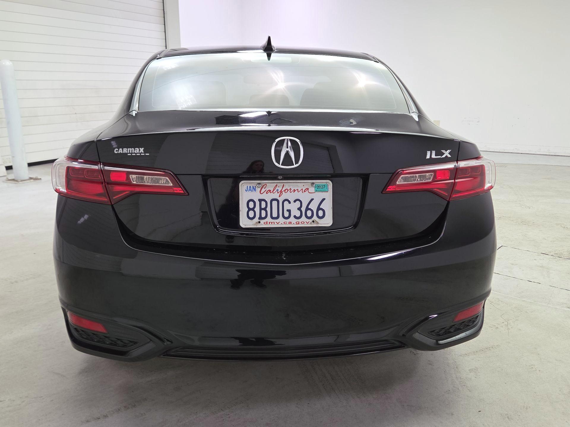 Thumbnail: 2018 Acura ILX - 6