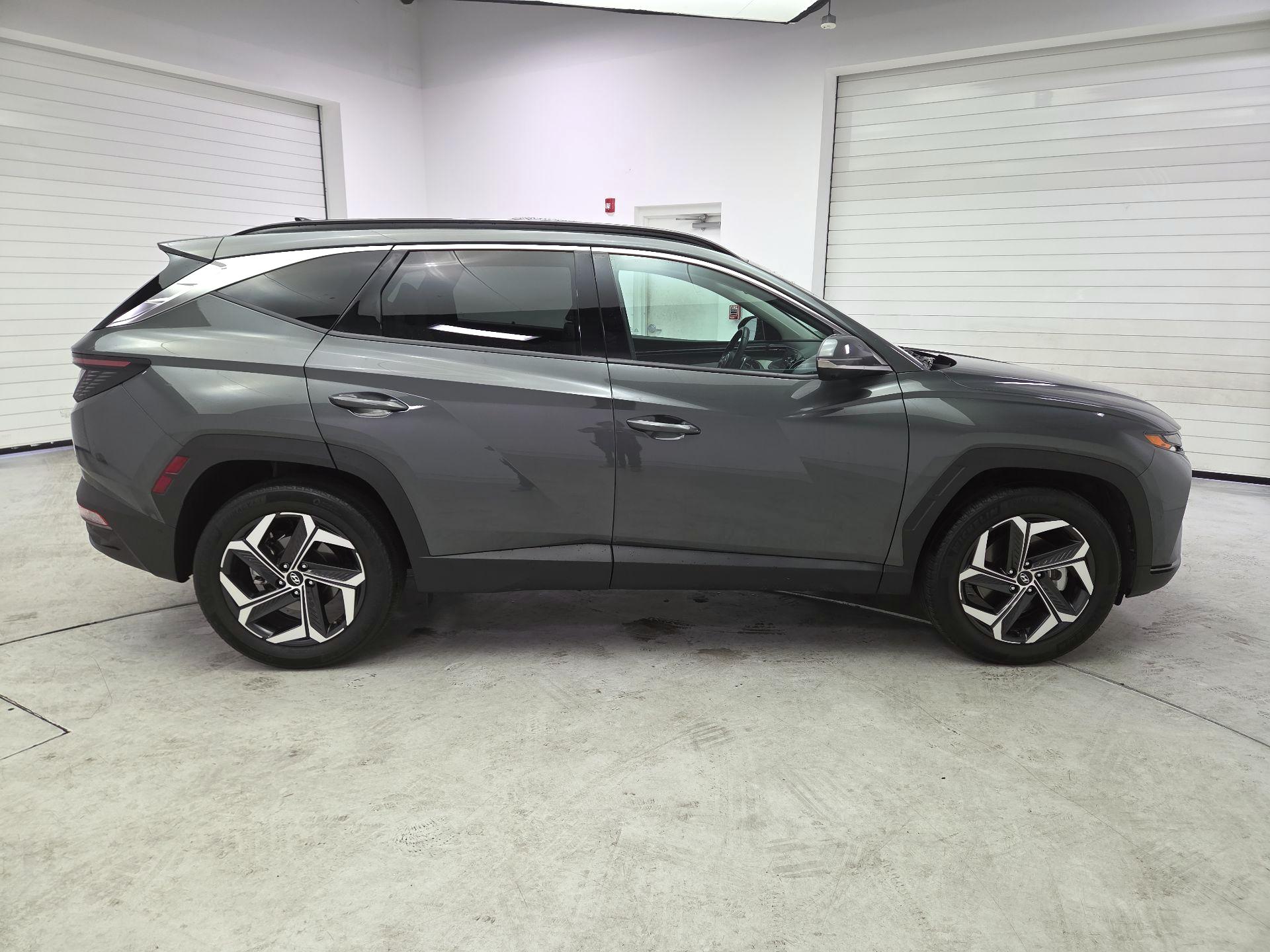 Thumbnail: 2022 Hyundai Tucson - 4