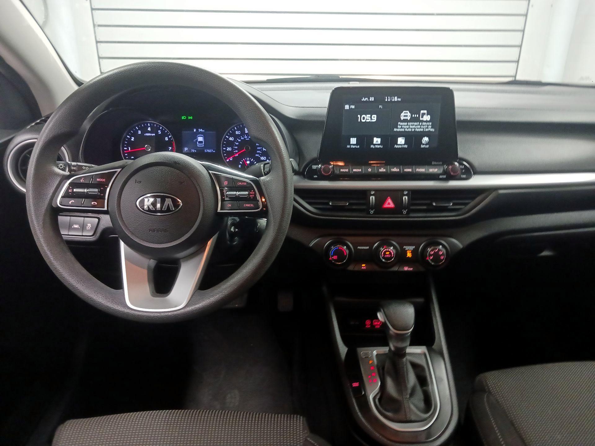 Thumbnail: 2020 Kia Forte - 9