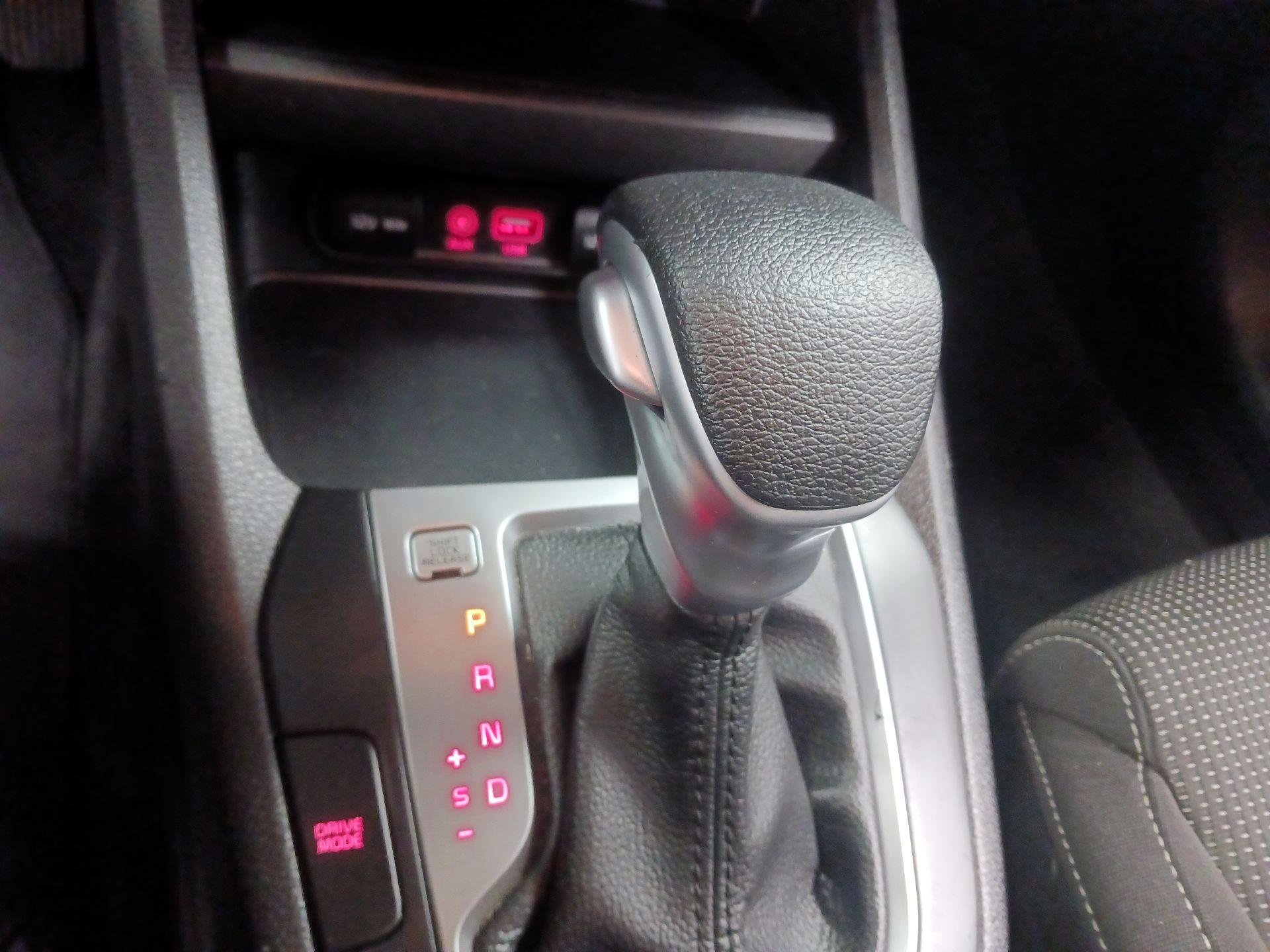 Thumbnail: 2020 Kia Forte - 16