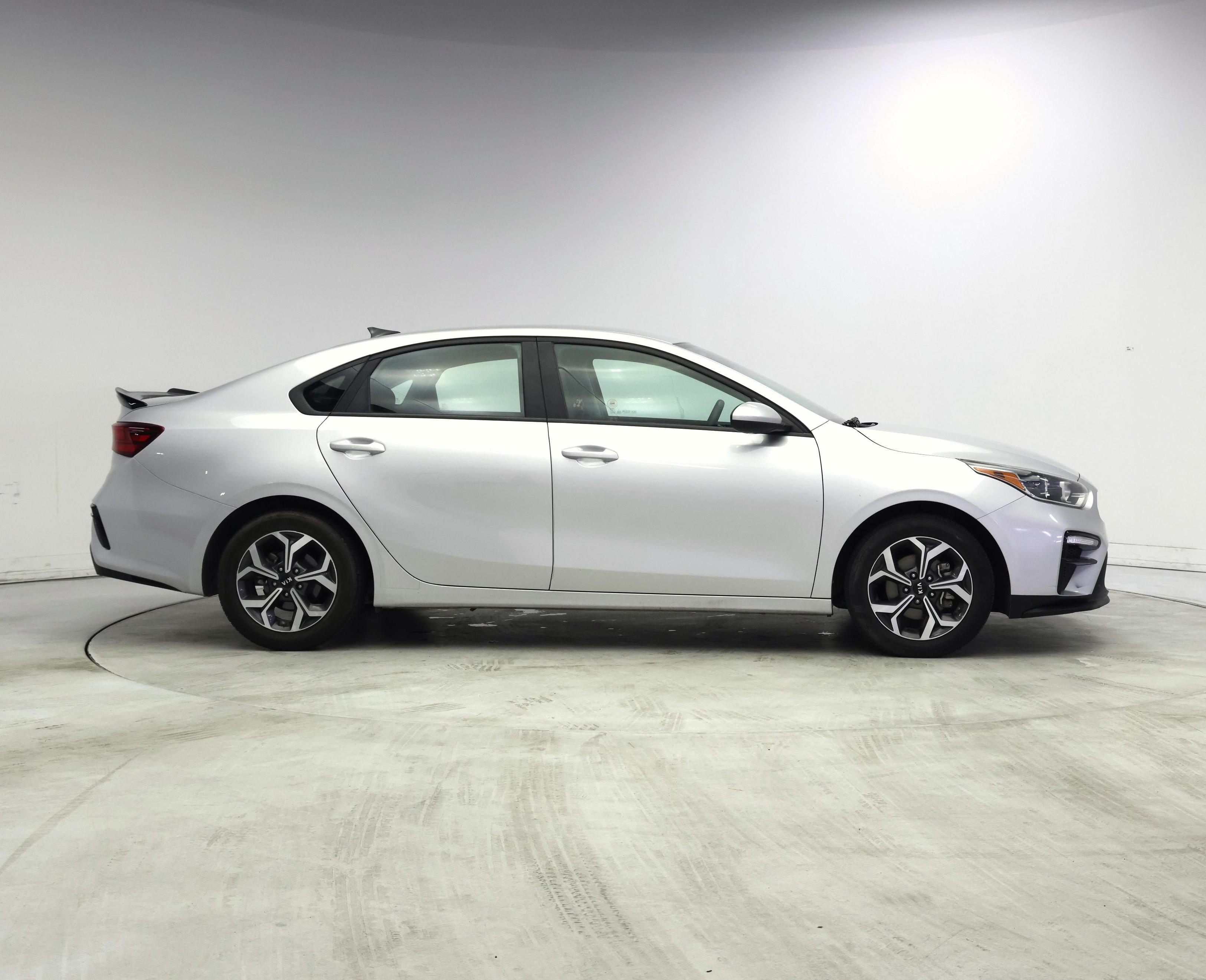 Thumbnail: 2020 Kia Forte - 7