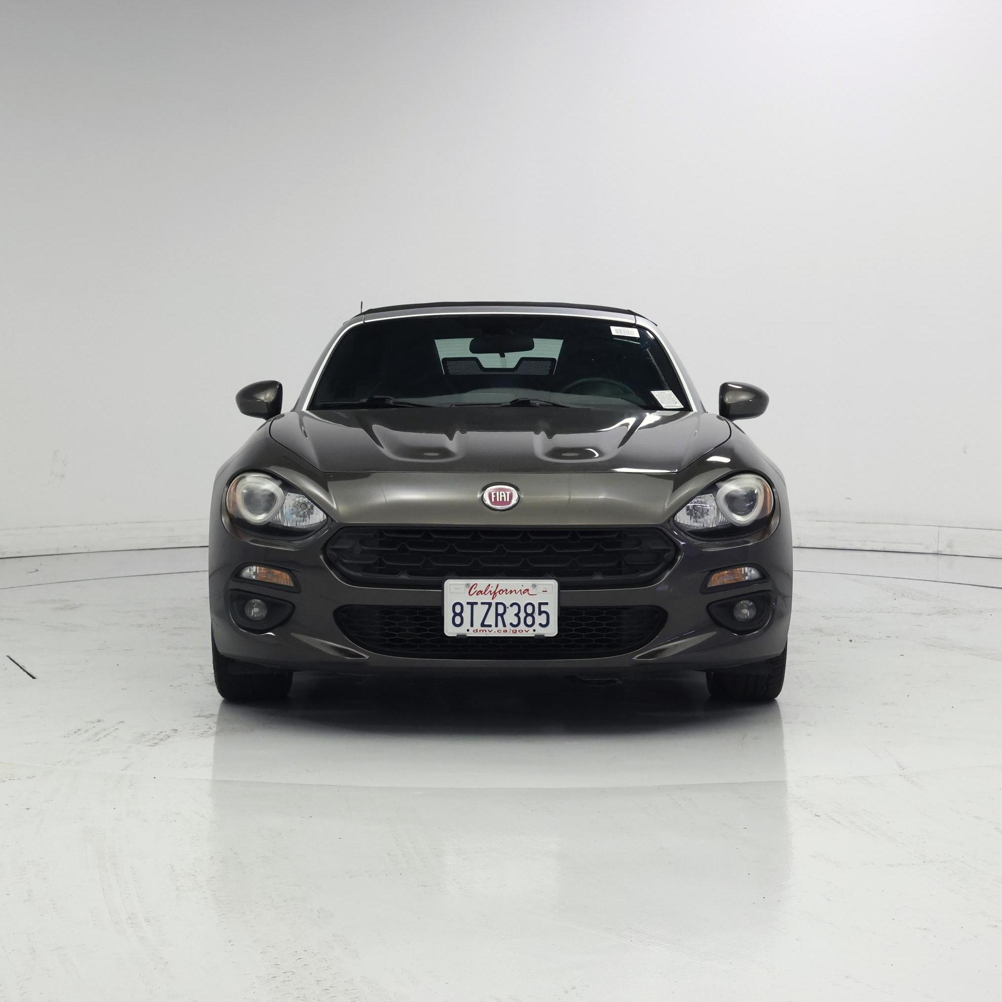 Thumbnail: 2017 Fiat 124 Spider - 5