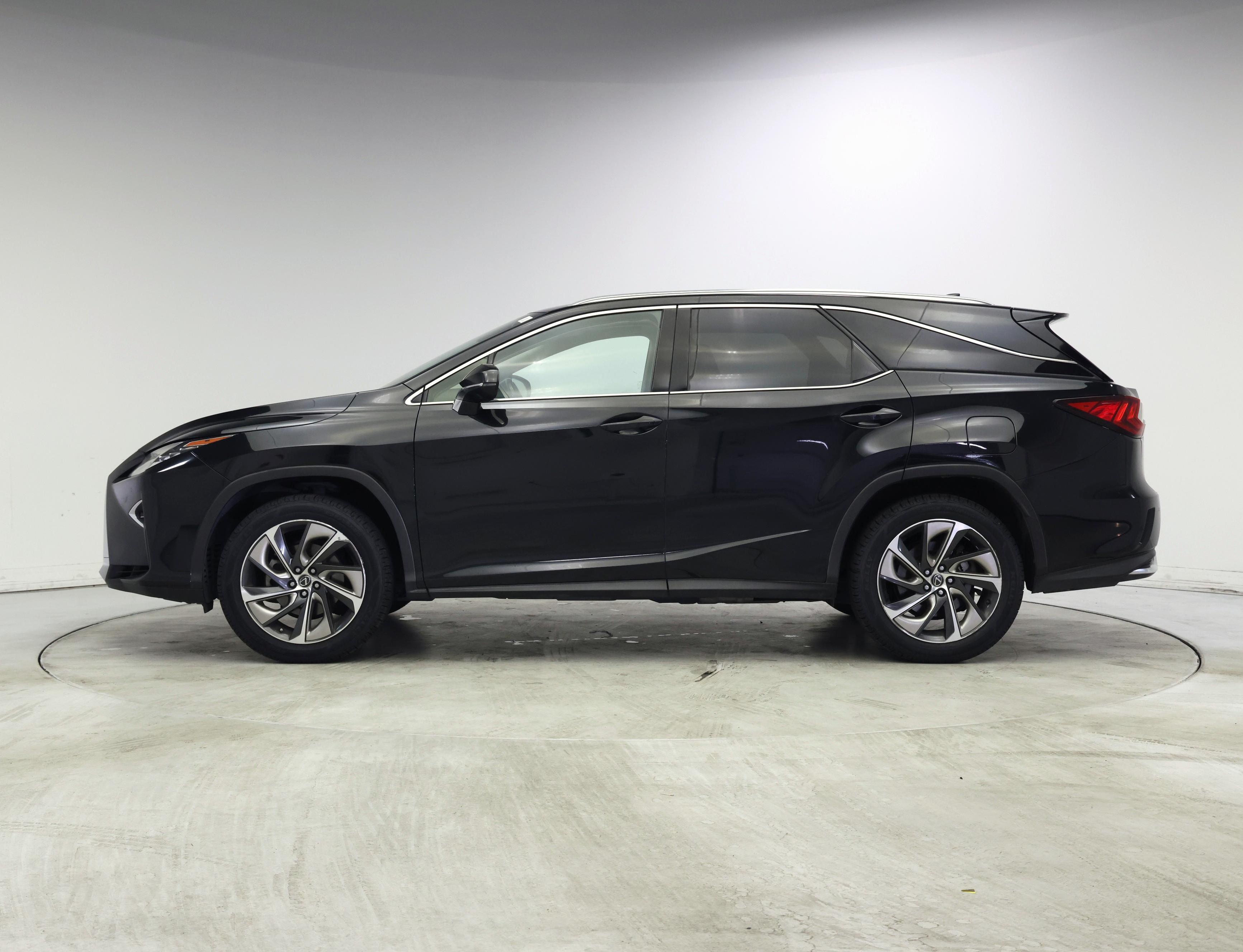 Thumbnail: 2018 Lexus RX - 3
