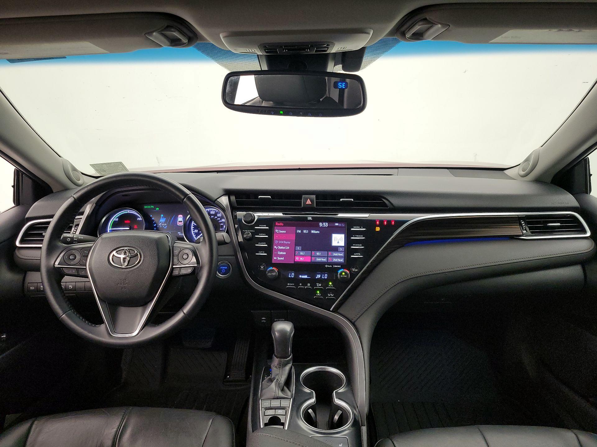 Thumbnail: 2018 Toyota Camry - 9