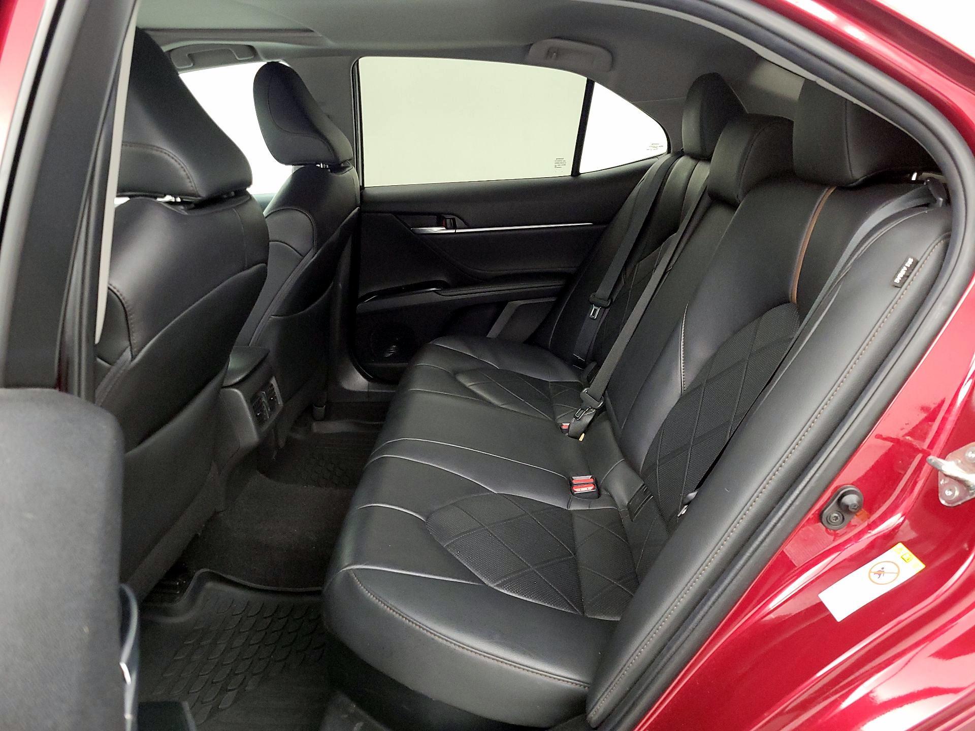 Thumbnail: 2018 Toyota Camry - 19