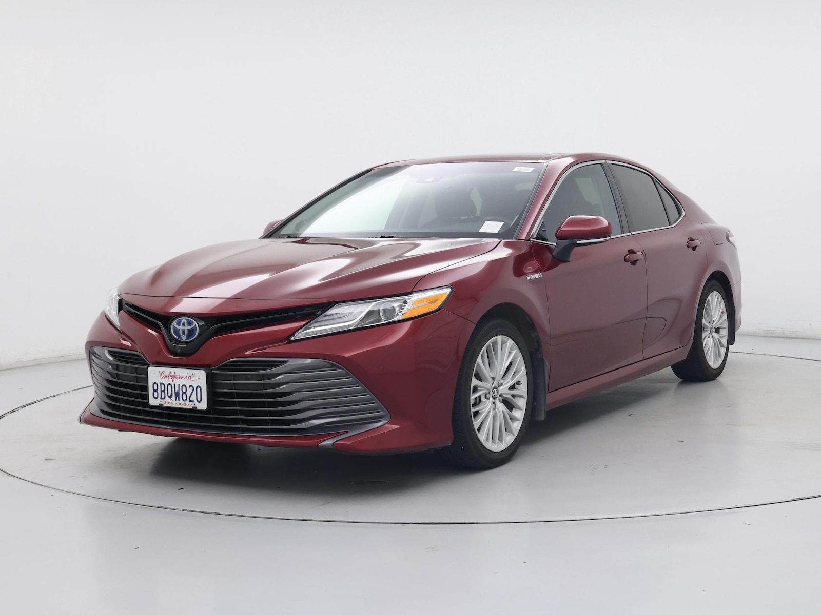 2018 Toyota Camry XLE Hybrid - Photo 5